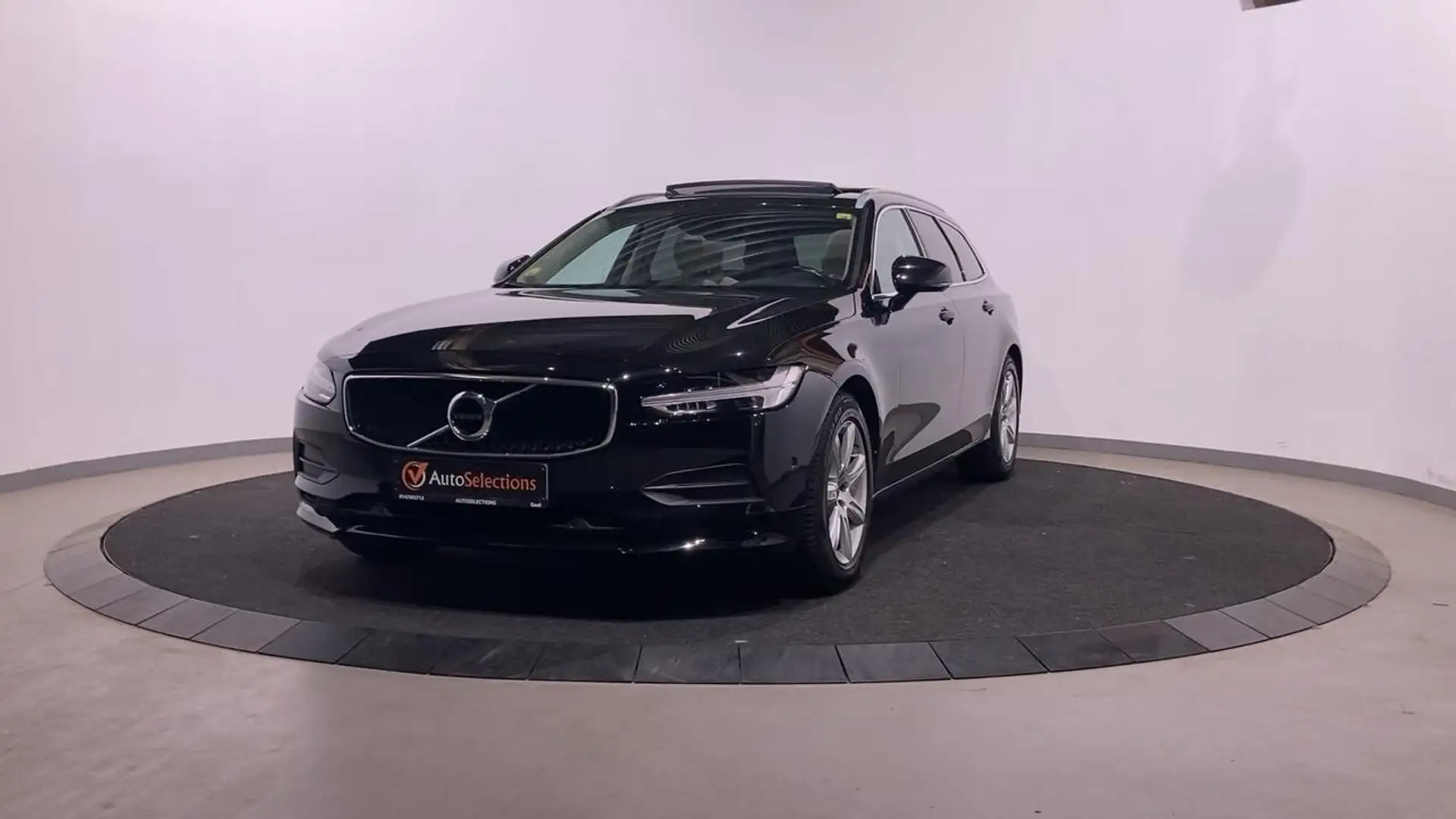 Volvo V90 D4 Leder/Adapt cruise/Pilot ass/Park ass Zwart - 1