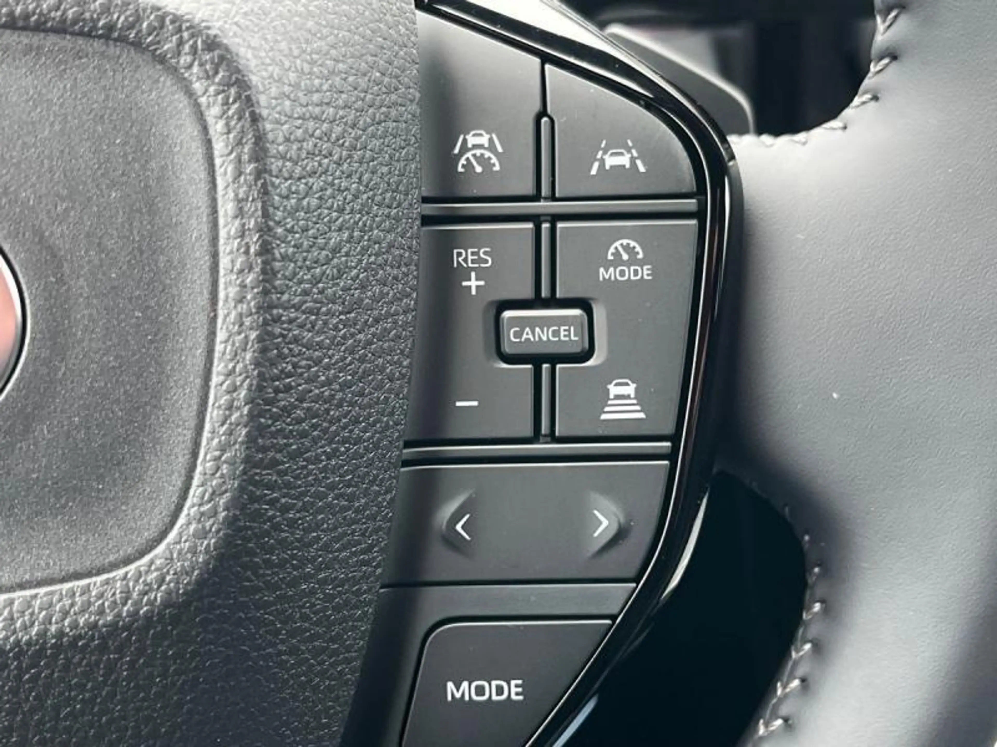 Toyota C-HR Plus Business+cam+gps+sens V+A — photo 14