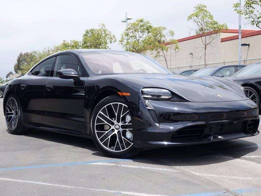 Porsche Taycan Turbo - foto 1