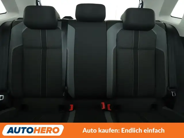 Volkswagen Polo view 15