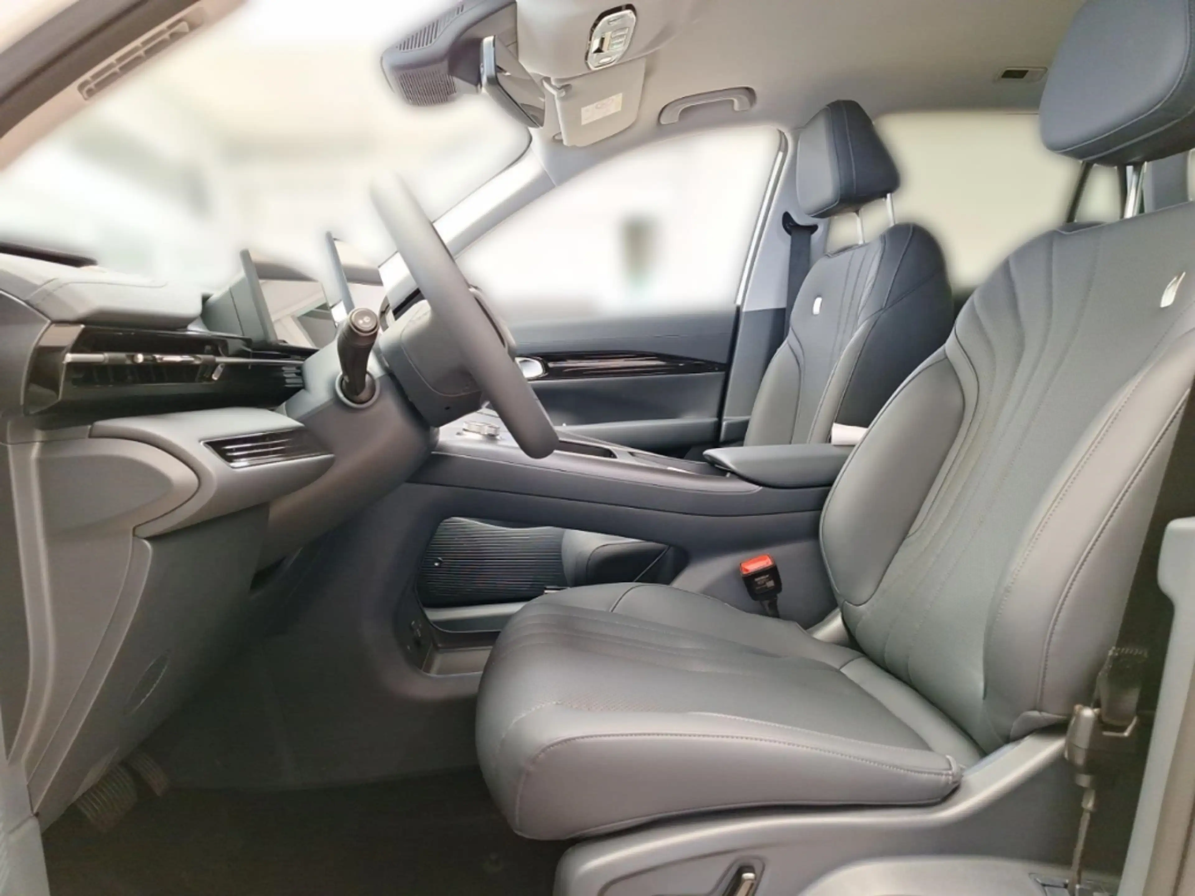 Geely E5 PRO *LED*360 Grad Kamera*8 Jahre Garantie* — photo 7