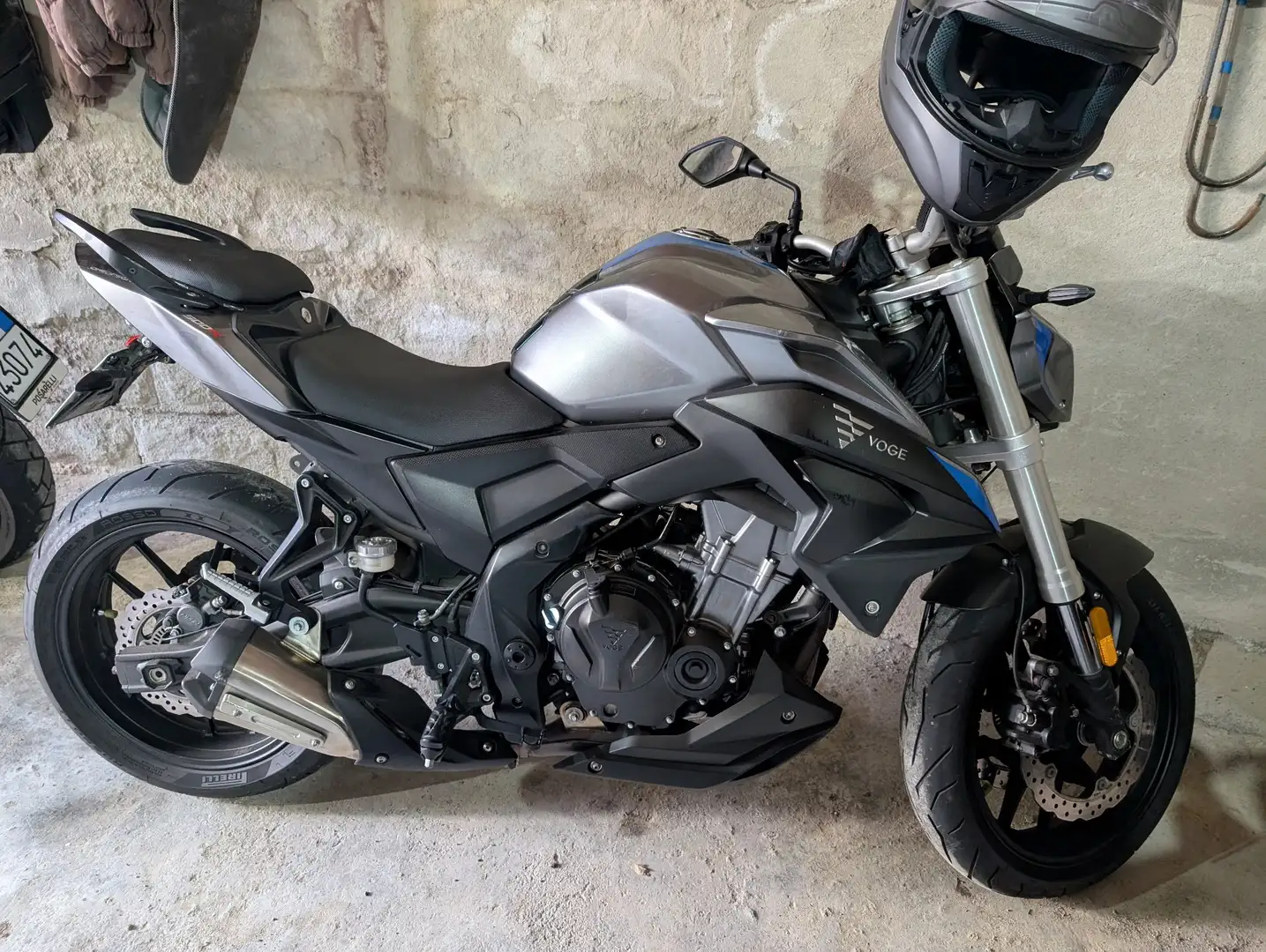 Voge 500R Gümüş rengi - 1