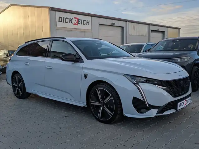 Peugeot 308 GT MATRIX*ALCANTARA*360°KAMERA*ACC*FOCAL*SHZ