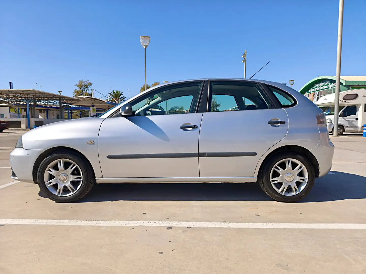 SEAT Ibiza 1.2 12V Hit 70cv | 138.000 kms | Etiqueta C - 2