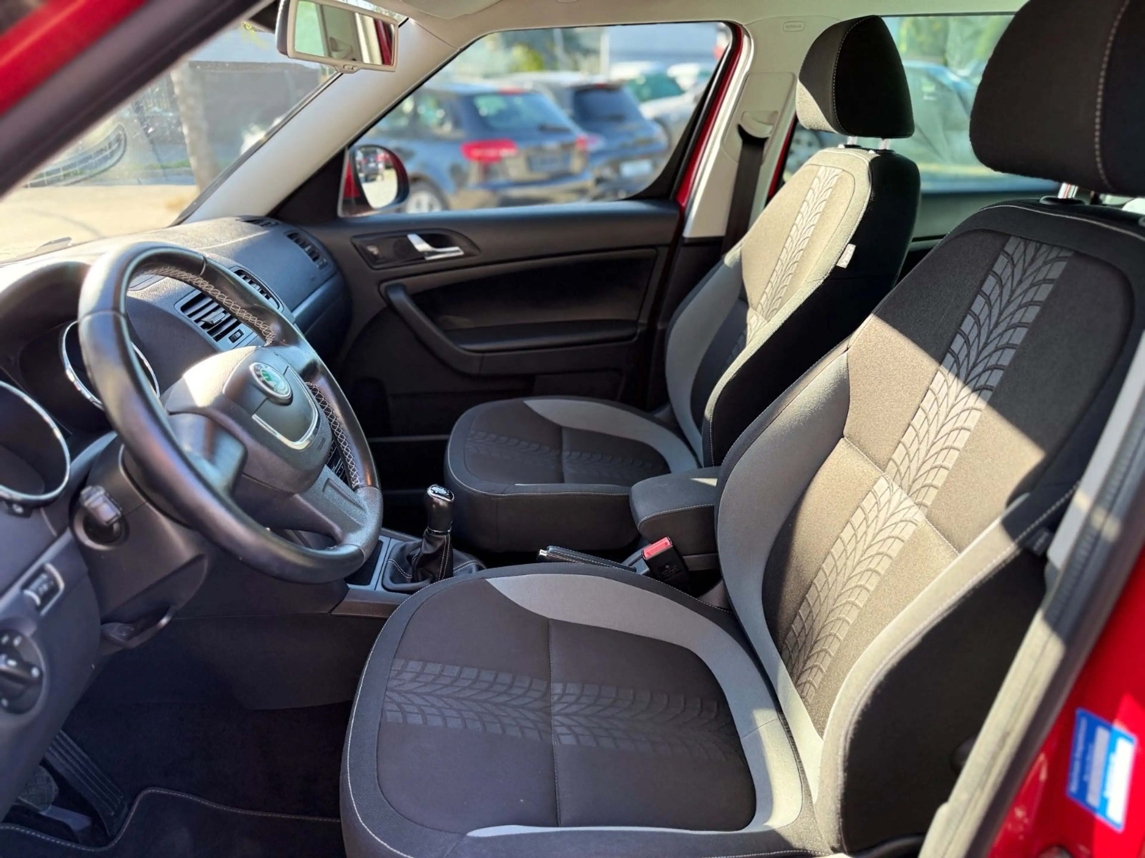 Skoda Yeti Adventure I 2 Hand I TÜV Neu I Garantie — photo 9