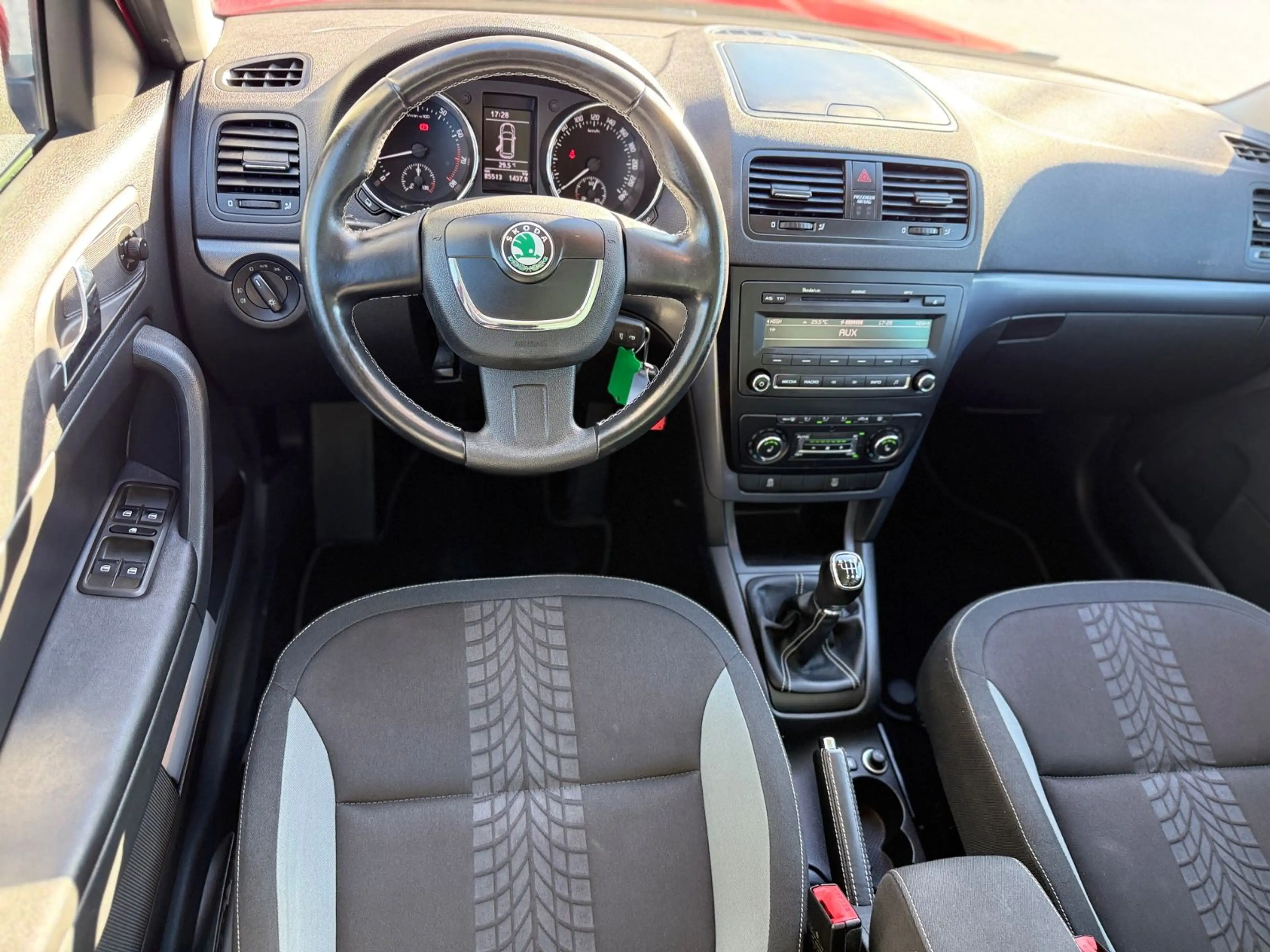 Skoda Yeti Adventure I 2 Hand I TÜV Neu I Garantie — photo 10