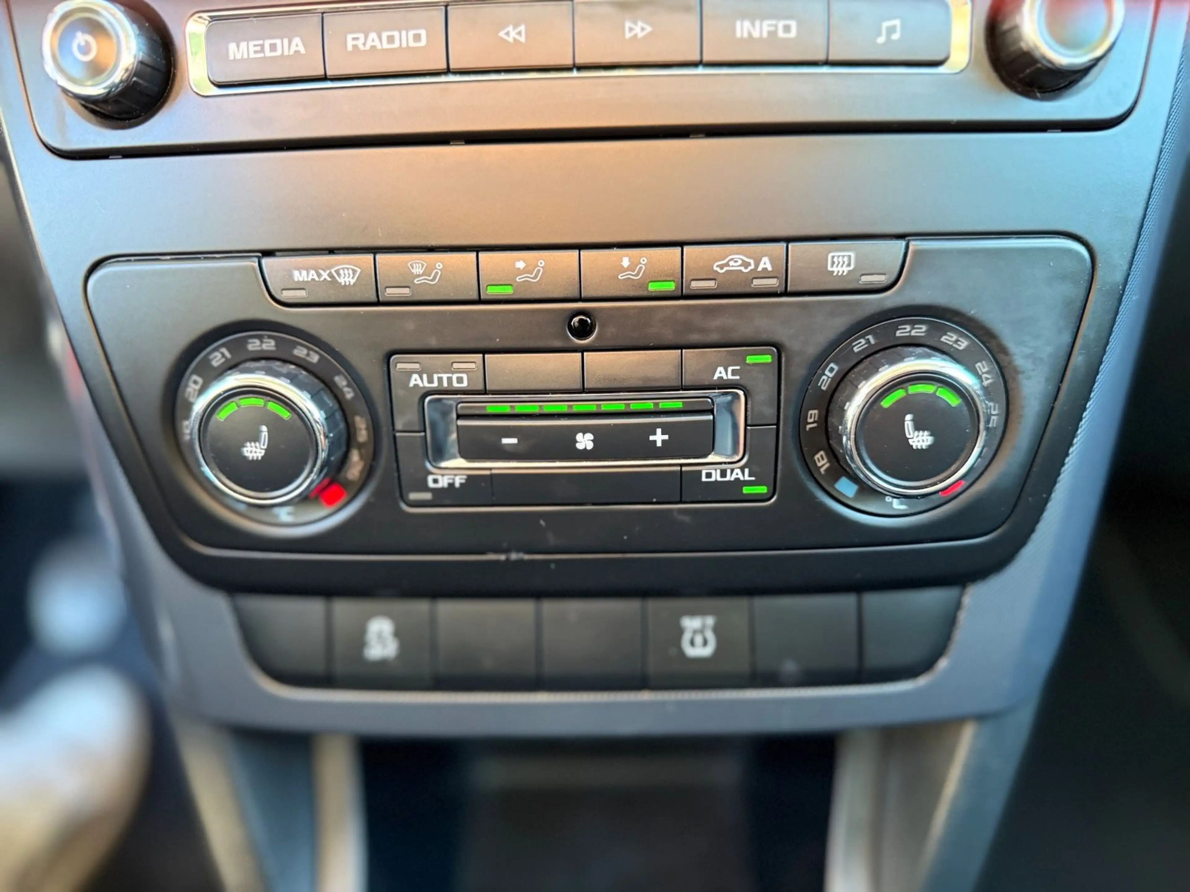 Skoda Yeti Adventure I 2 Hand I TÜV Neu I Garantie — photo 14
