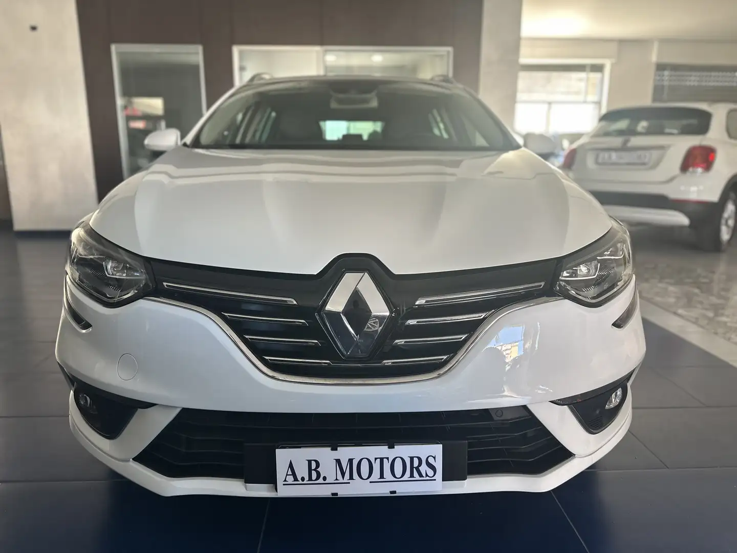 Renault Megane Megane Sporter 1.5 blue dci Intens 115cv my19 Bianco - 2