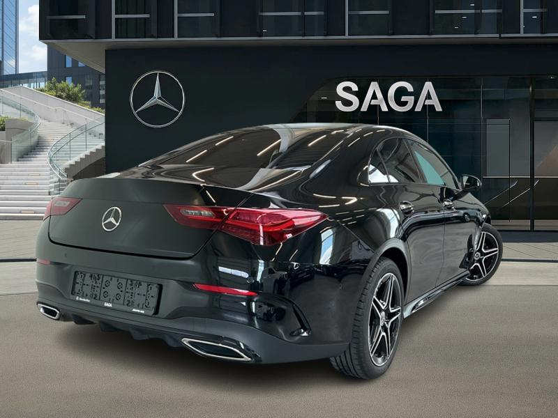 Mercedes-Benz CLA 180 Coupé AMG Line — photo 2