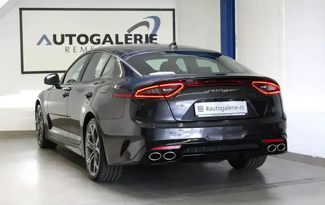 Kia Stinger GT 3.3 V6 T-GDI 4WD*LEDER*MEMORY*H&K*360