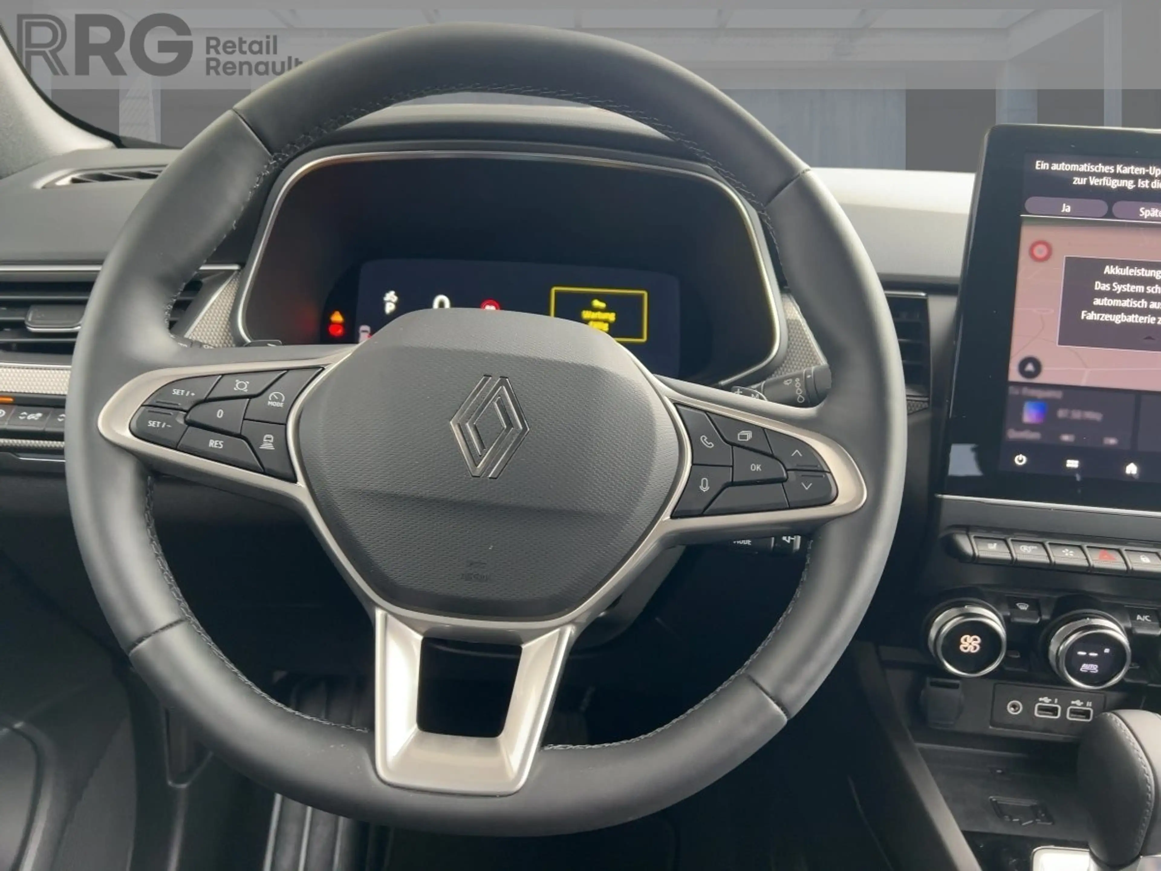 Renault Arkana TECHNO Mild Hybrid 140 EDC Apple CarPlay BT — photo 11