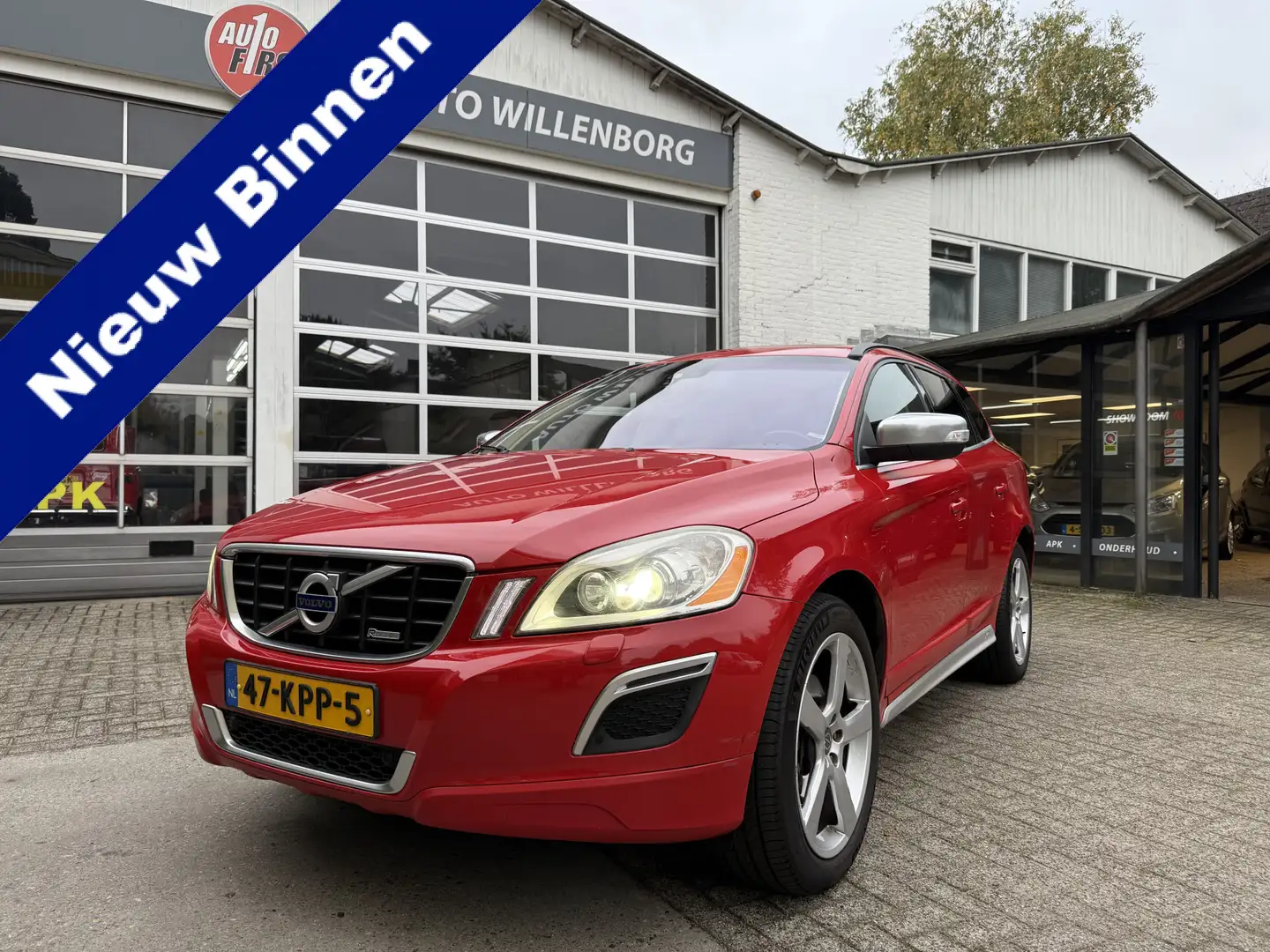 Volvo XC60 3.0 T6 AWD R-Design Rood - 1