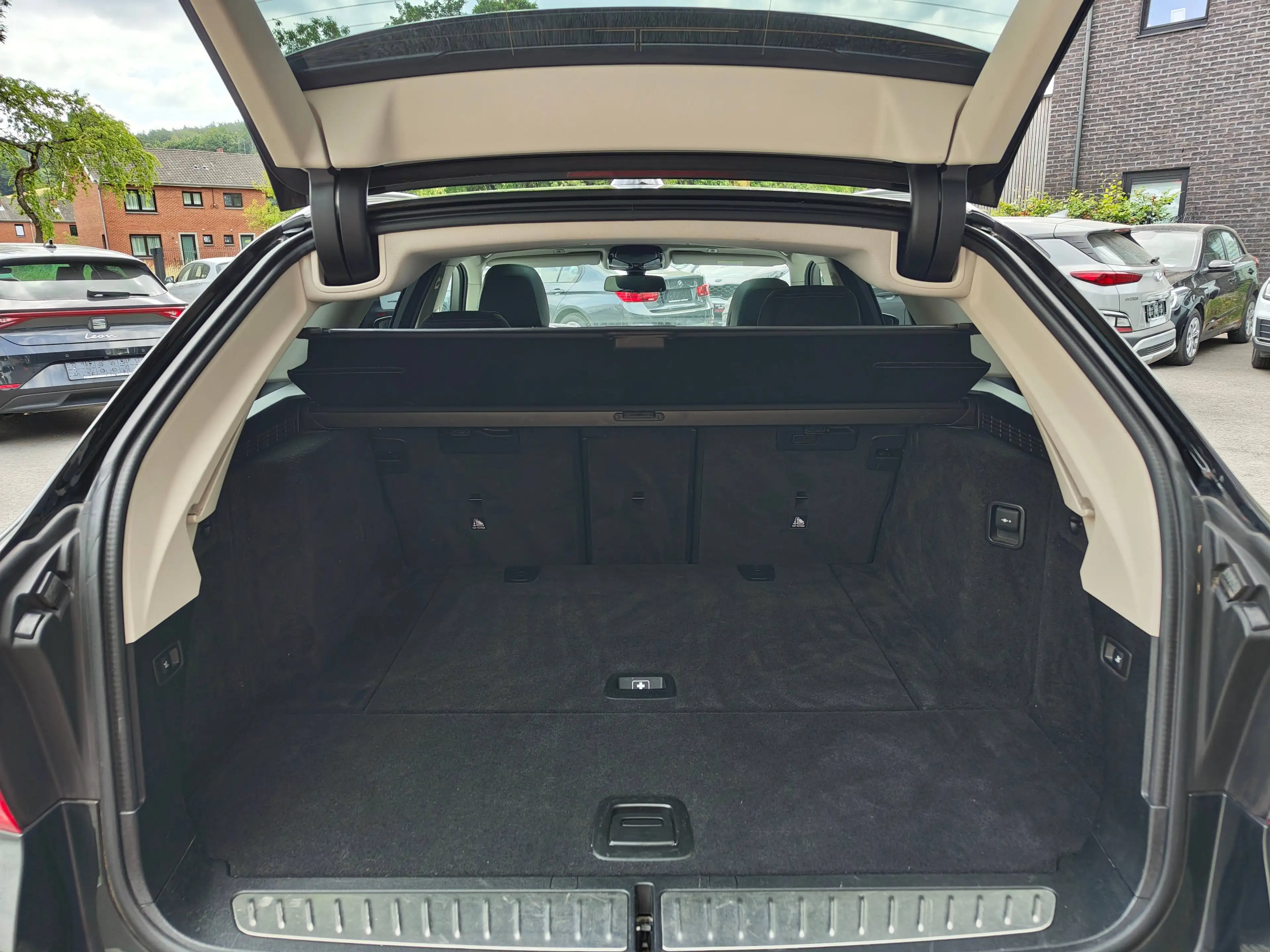 BMW 518 Touring 518 dA *GPS*CLIM*SIEGES CHAUFFANT*BLUETOOTH / CARPLAY*GARANTIE 12 MOIS — photo 14