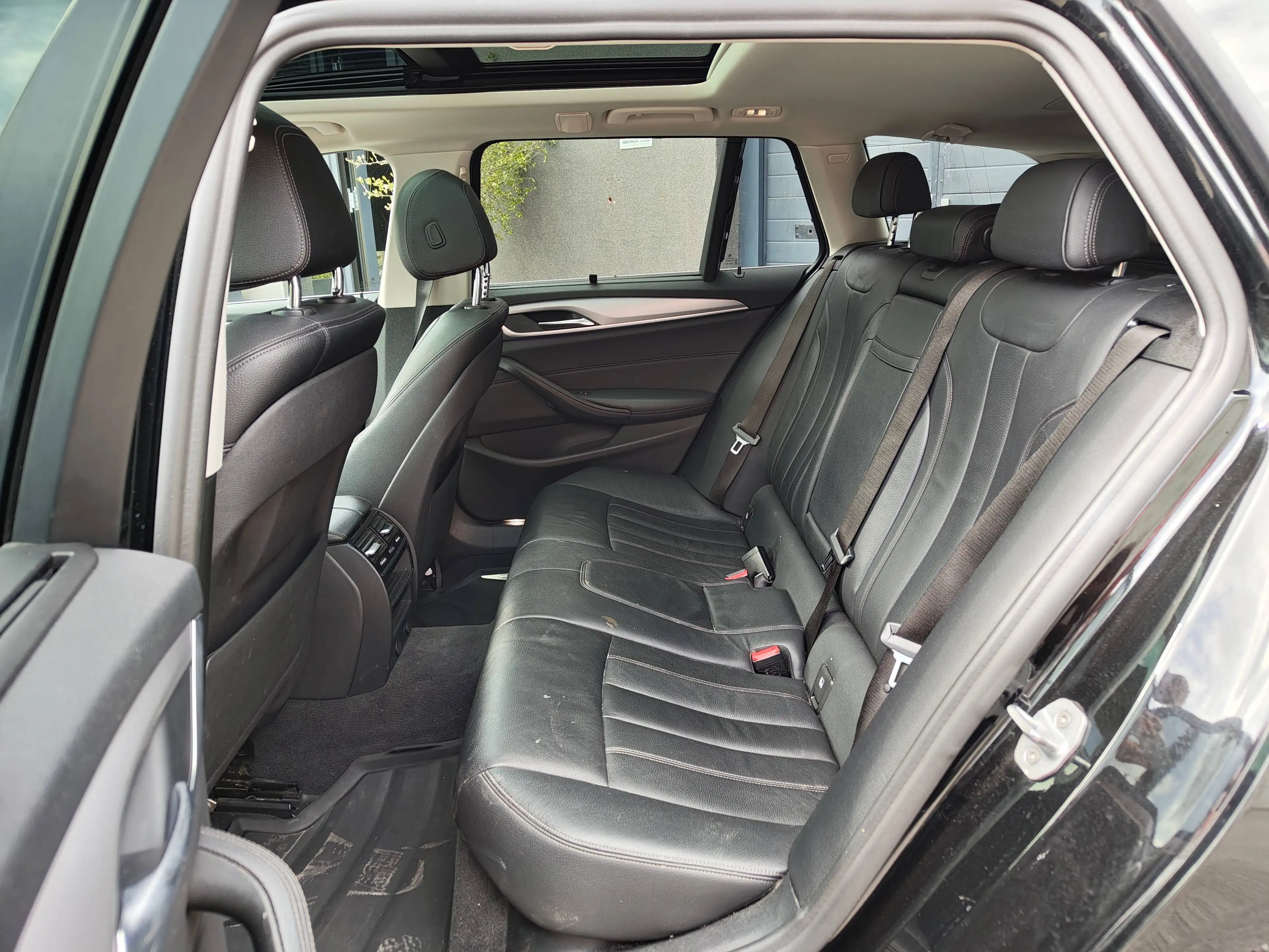 BMW 518 Touring 518 dA *GPS*CLIM*SIEGES CHAUFFANT*BLUETOOTH / CARPLAY*GARANTIE 12 MOIS — photo 13
