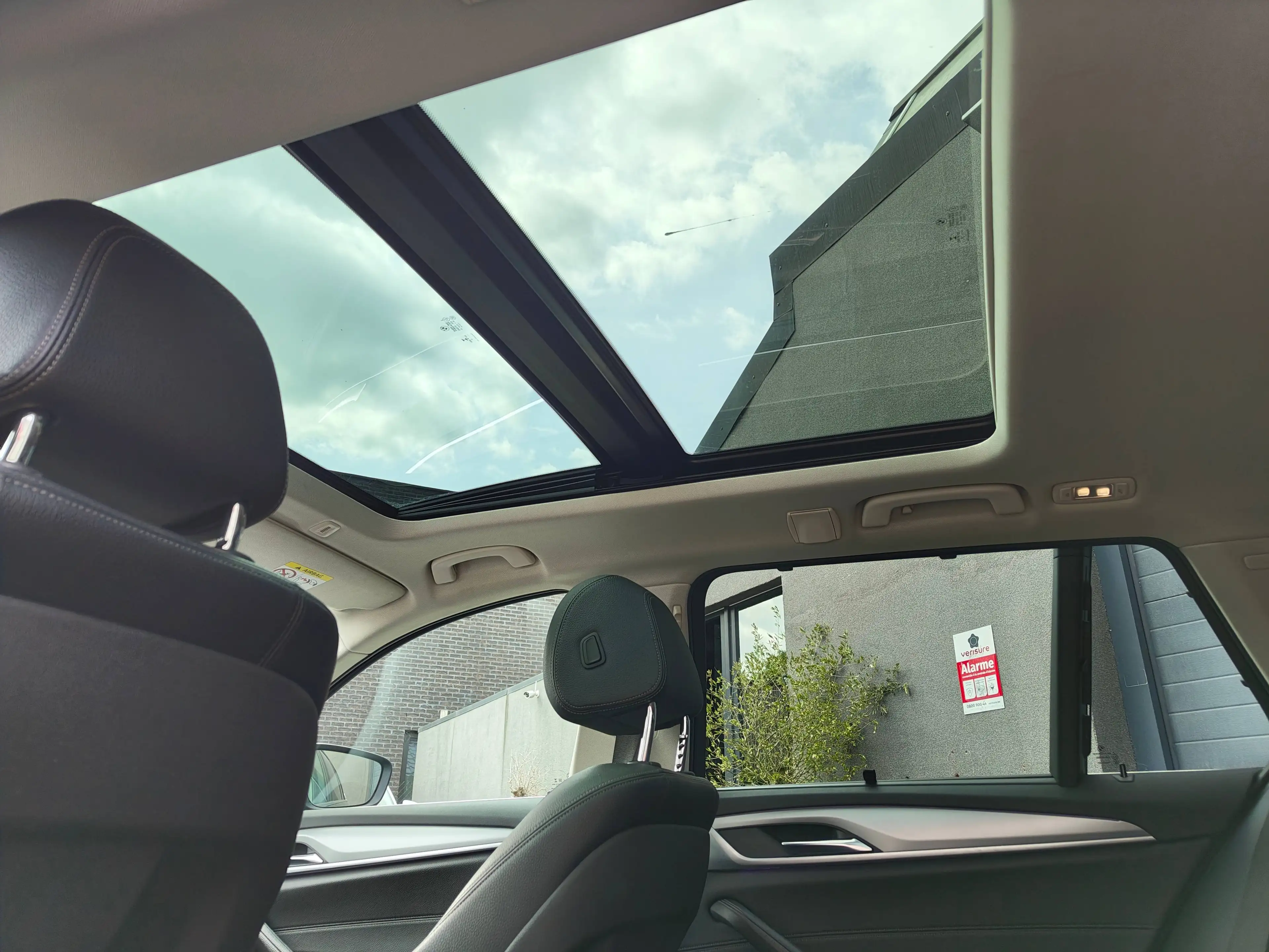 BMW 518 Touring 518 dA *GPS*CLIM*SIEGES CHAUFFANT*BLUETOOTH / CARPLAY*GARANTIE 12 MOIS — photo 12