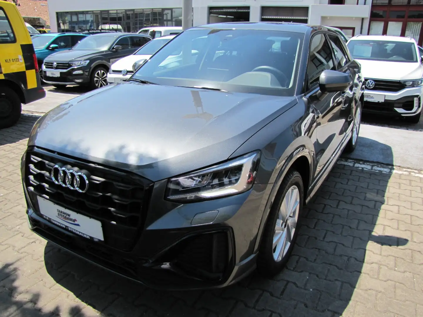 Audi Q2 35 TFSI Stronic S line NAVI ACC Grijs - 2