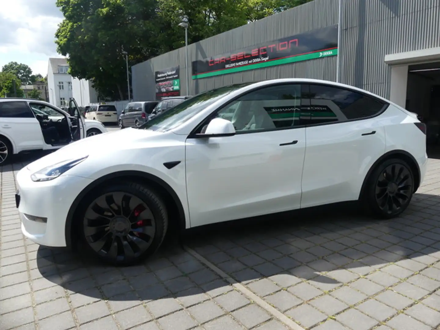 Tesla Model Y Performance Dual AWD 21ZOLL/PANO/393KW Bianco - 2