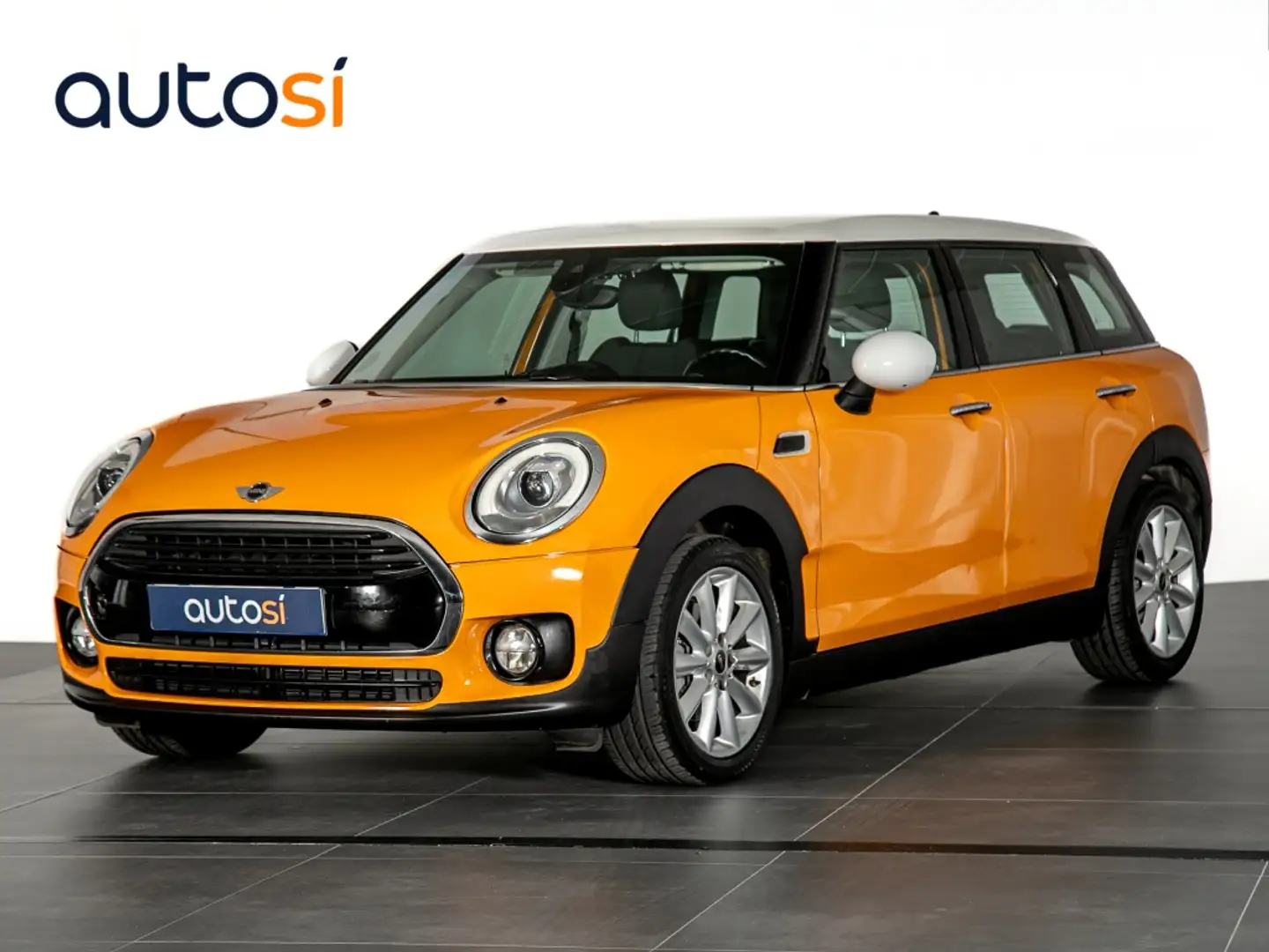 MINI Cooper Clubman (4.75) Orange - 1