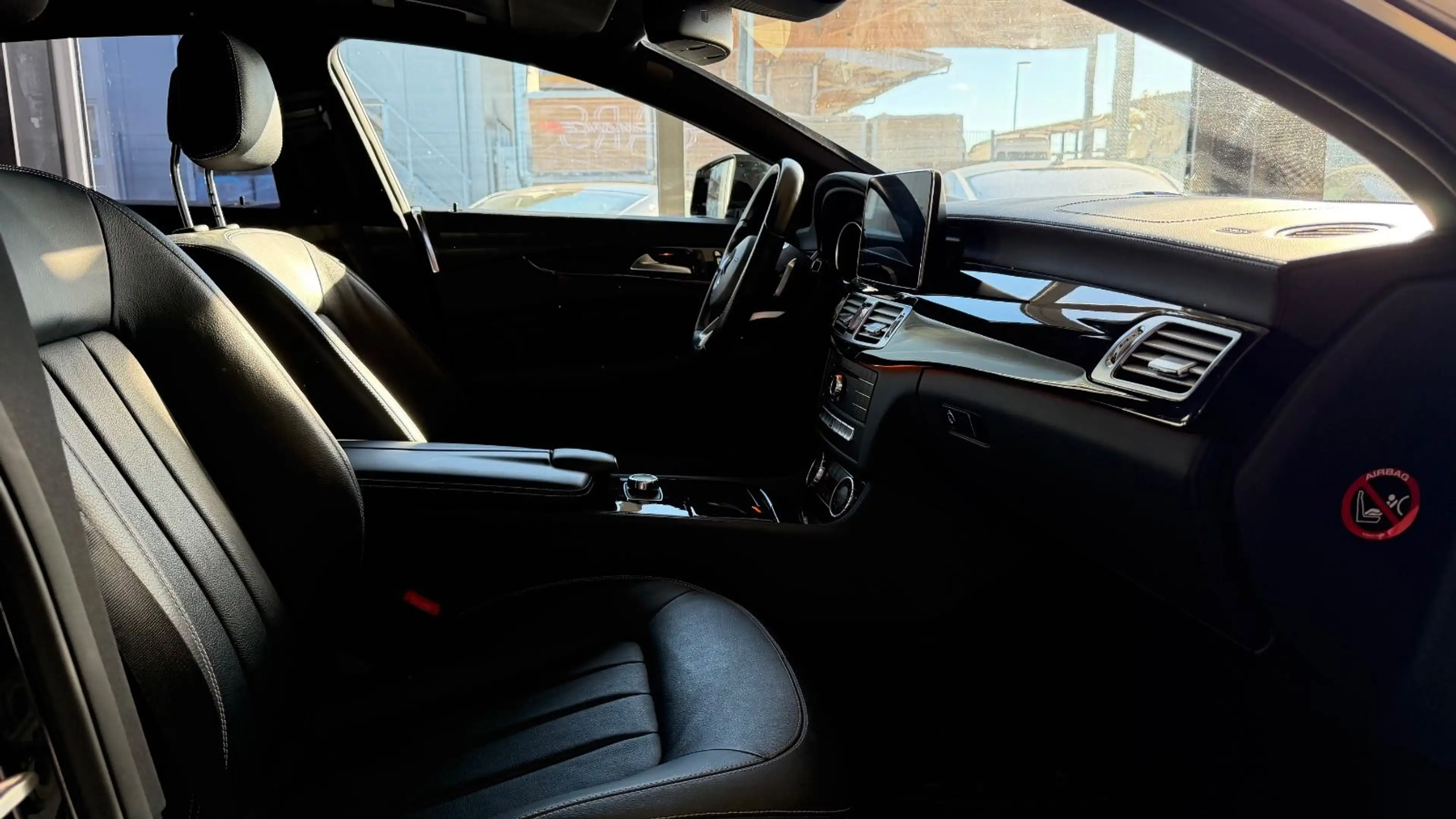 Mercedes-Benz CLS CLS 350 BlueTec / d 4Matic — photo 11