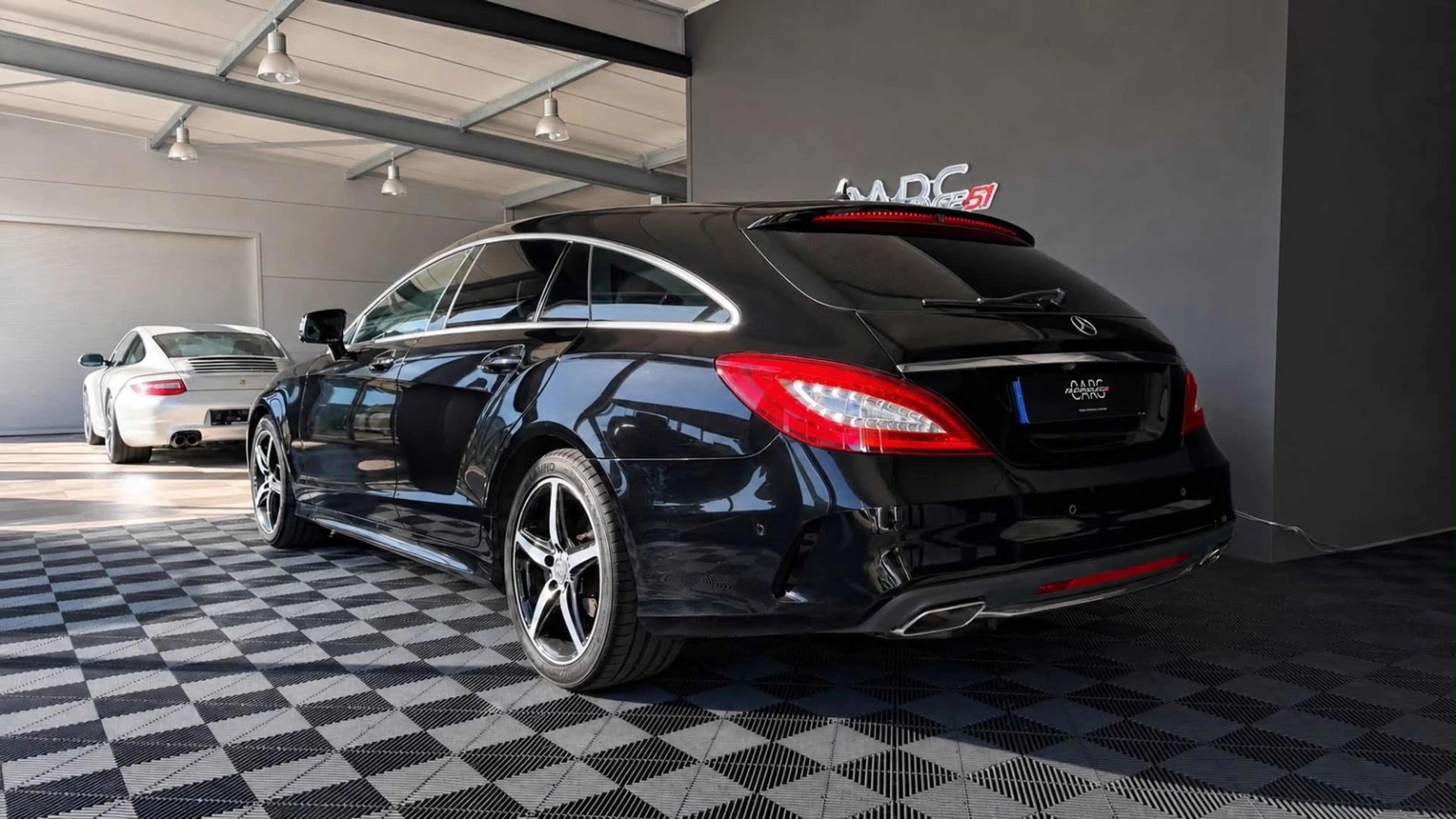Mercedes-Benz CLS CLS 350 BlueTec / d 4Matic — photo 3