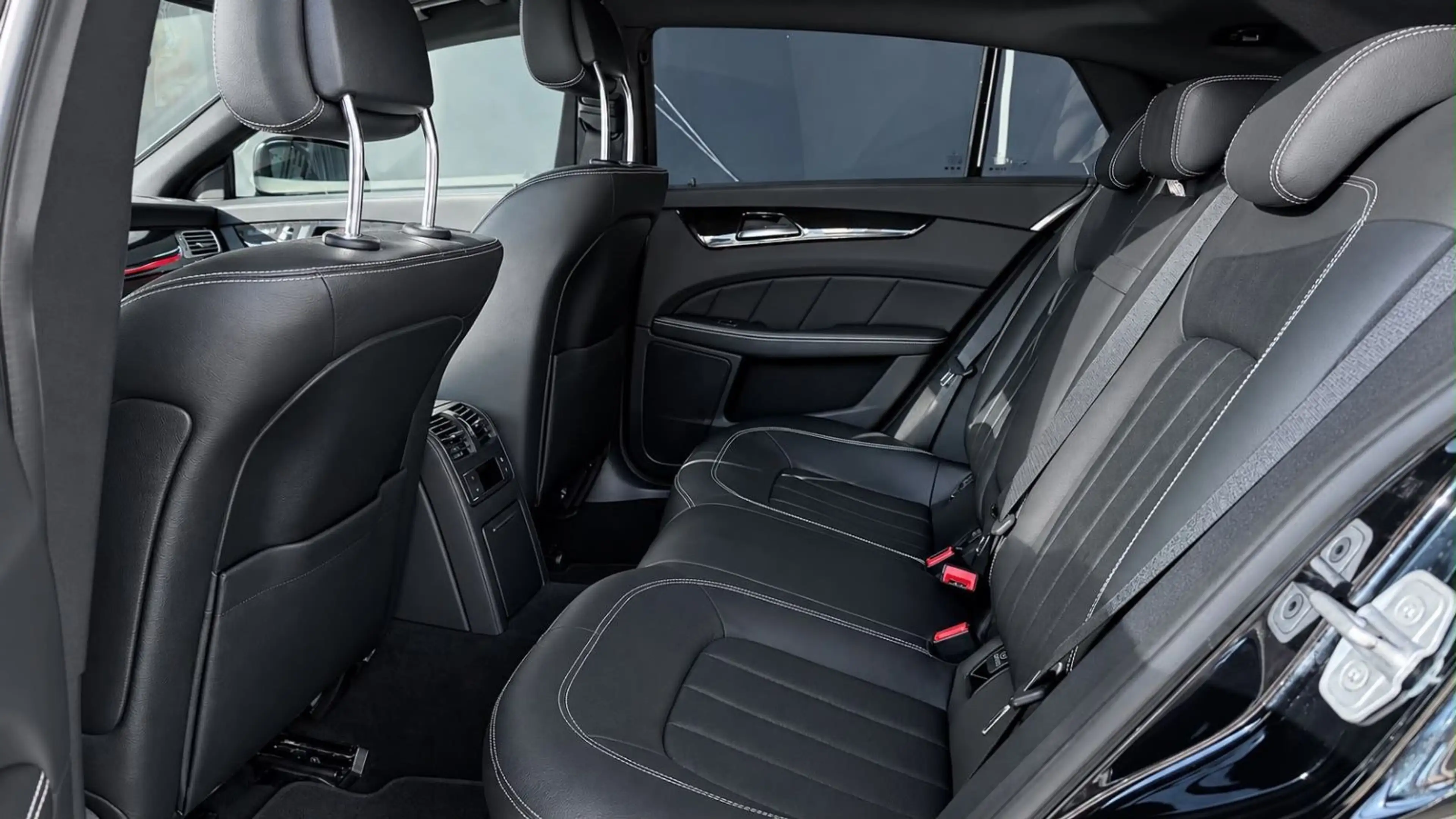 Mercedes-Benz CLS CLS 350 BlueTec / d 4Matic — photo 9