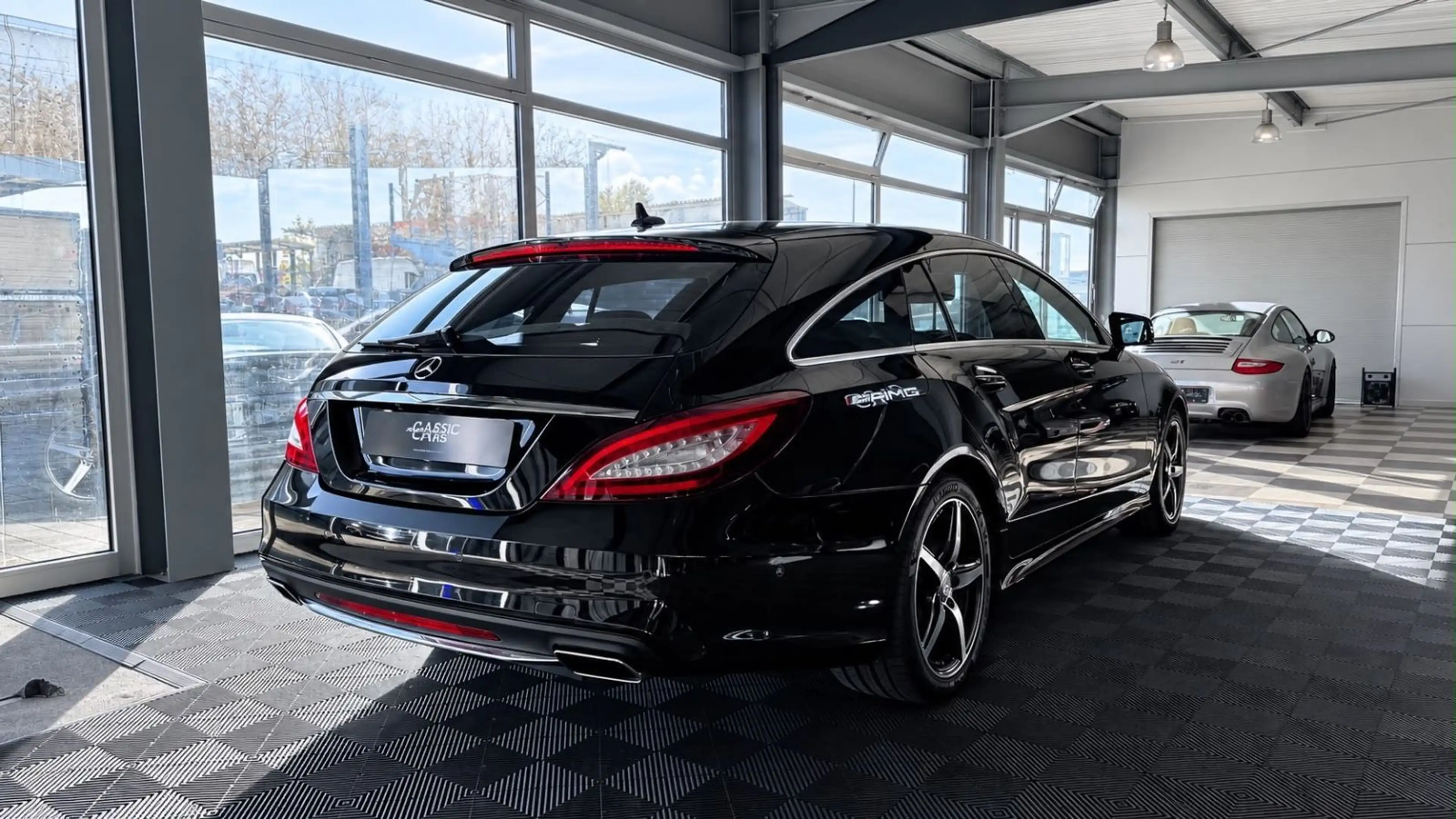 Mercedes-Benz CLS CLS 350 BlueTec / d 4Matic — photo 5