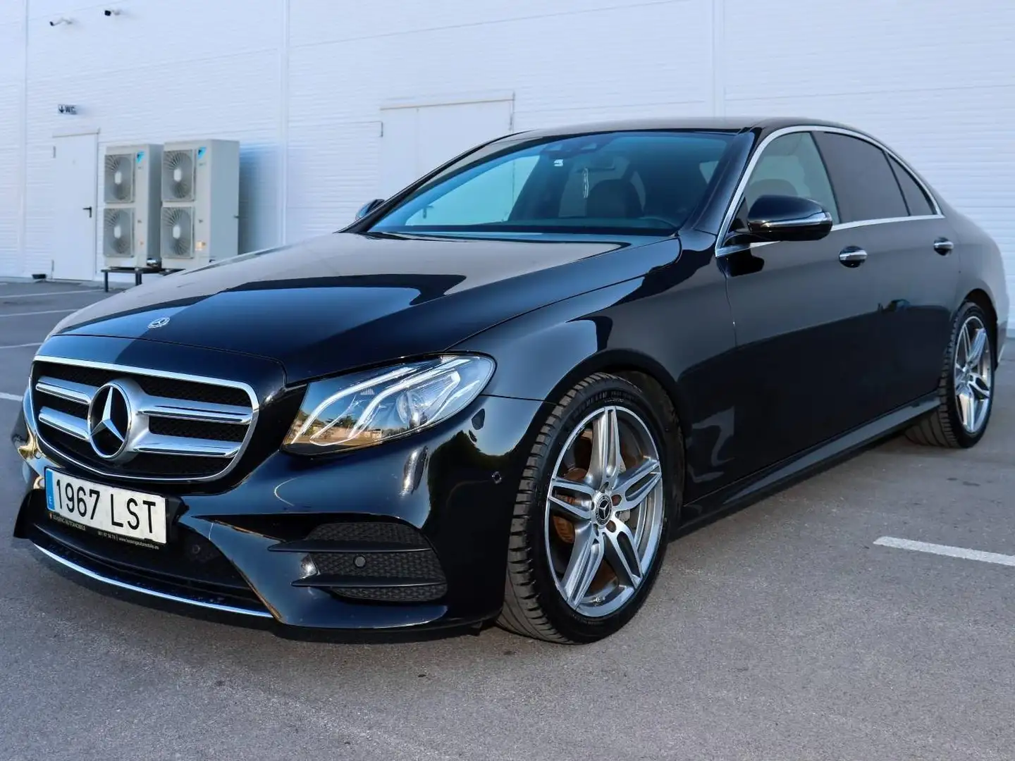 Mercedes-Benz E 220 E 220d 9G-Tronic 194 Negro - 2