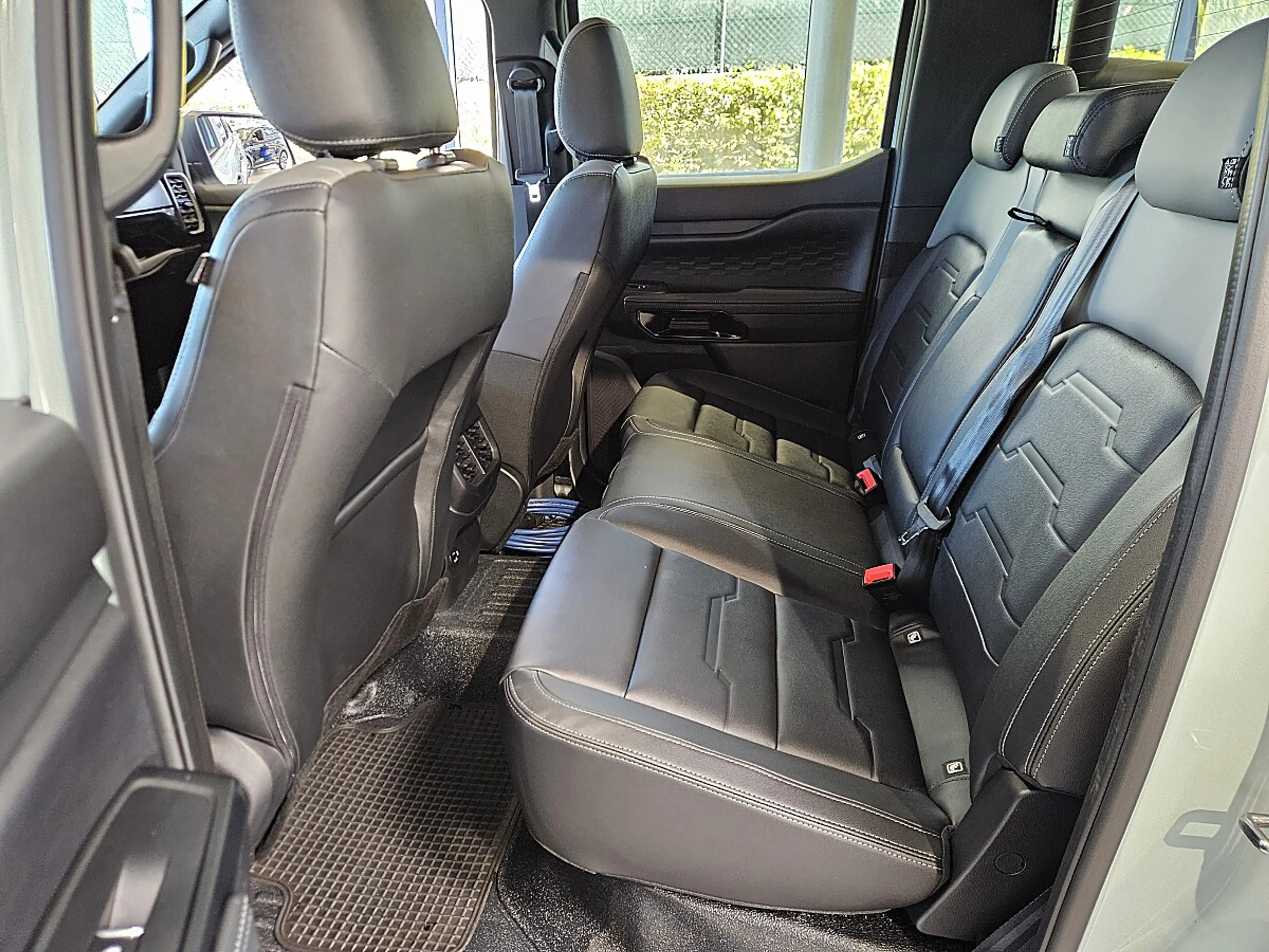 Ford Ranger Ranger Doppelkabine Chill Grey 4WD 2.3PHEV Aut. — photo 14