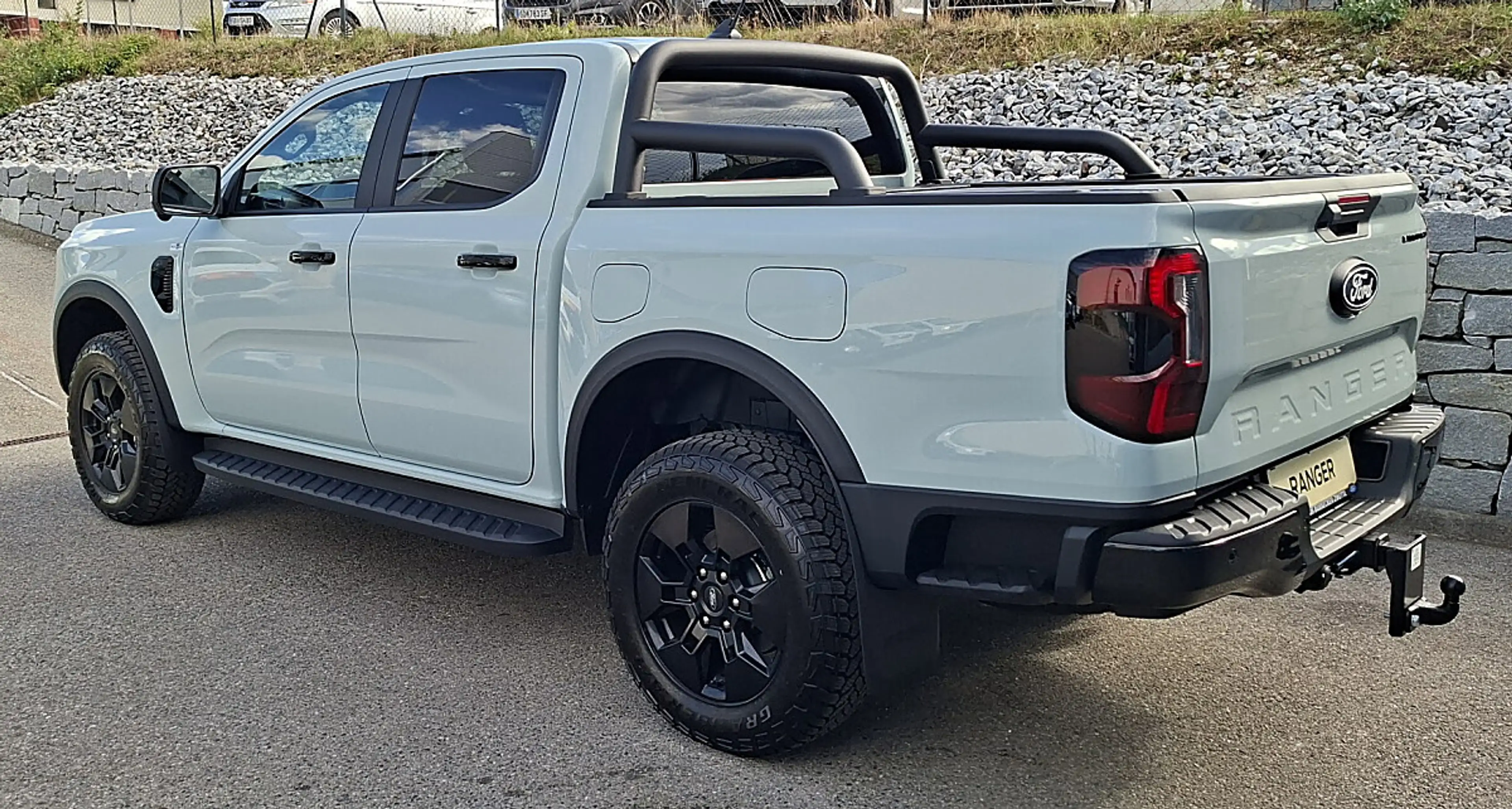 Ford Ranger Ranger Doppelkabine Chill Grey 4WD 2.3PHEV Aut. — photo 4