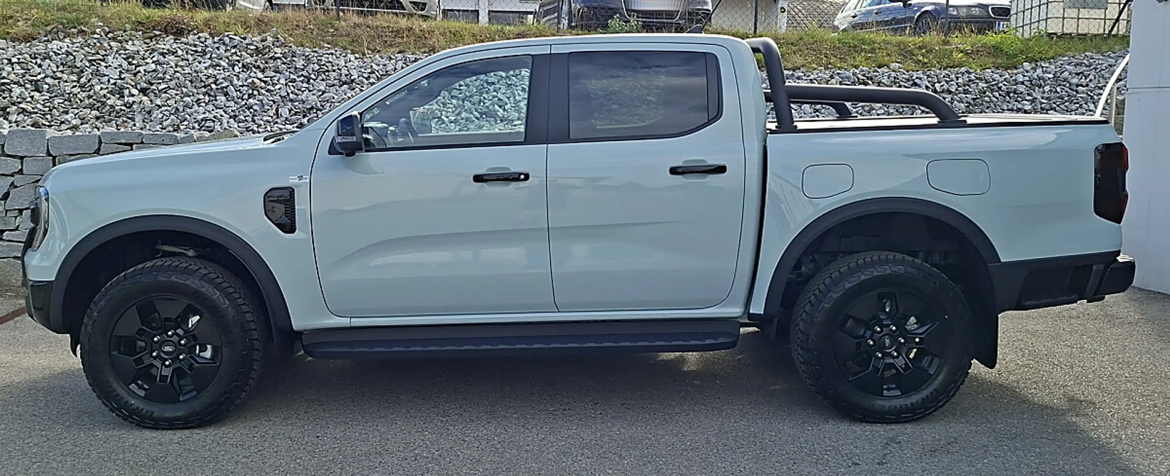 Ford Ranger Ranger Doppelkabine Chill Grey 4WD 2.3PHEV Aut. — photo 3