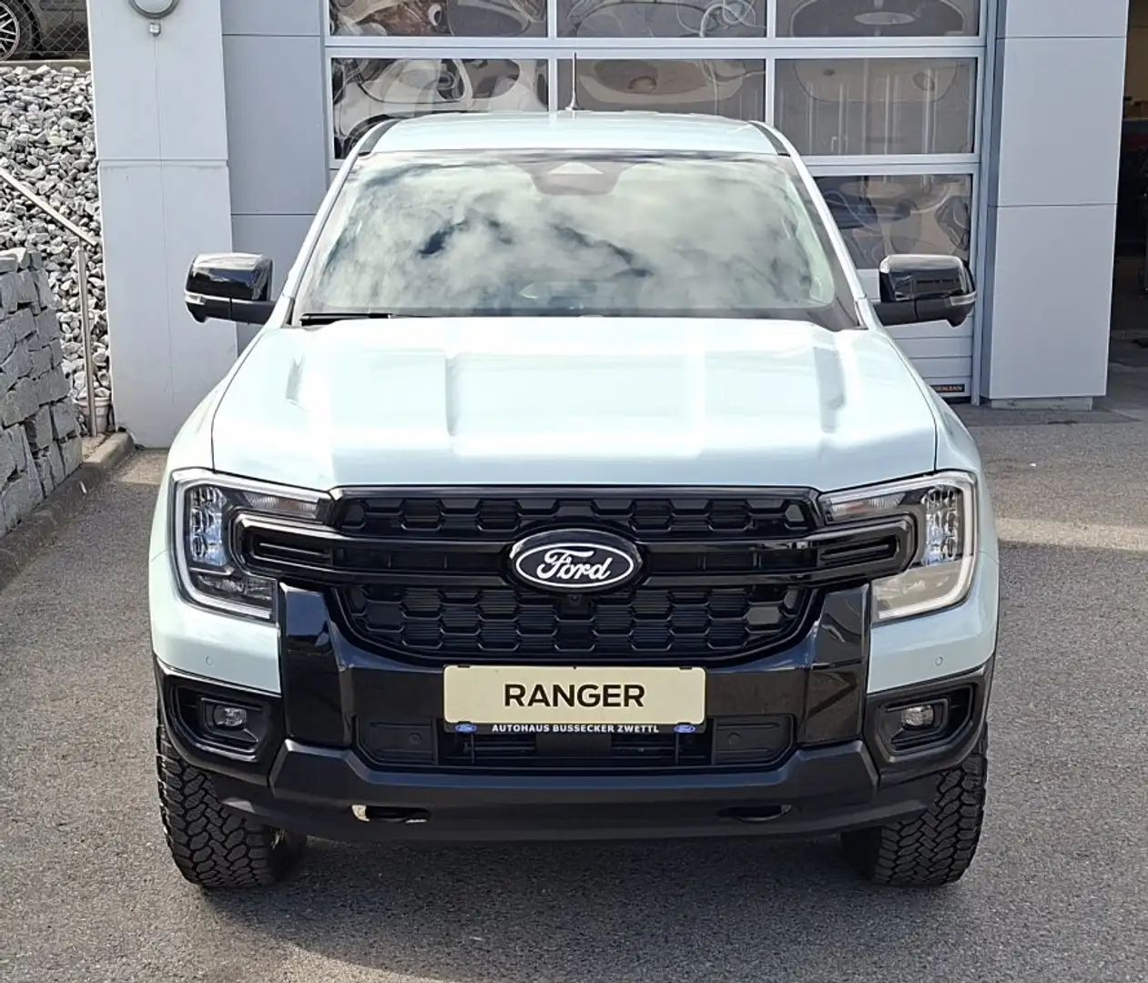 Ford Ranger Ranger Doppelkabine Chill Grey 4WD 2.3PHEV Aut. Grau - 2