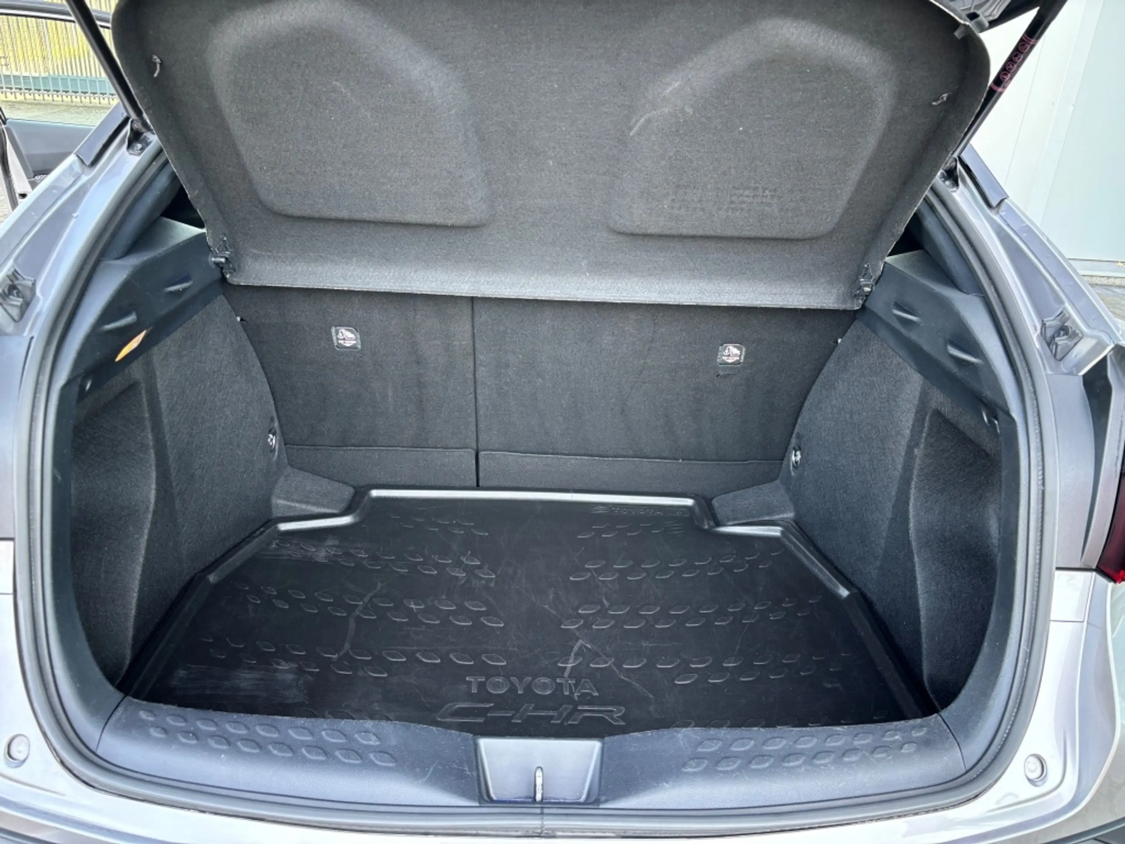 Toyota C-HR 1.8 Hybrid 122pk CVT Active | P.cam | Cruise — photo 7