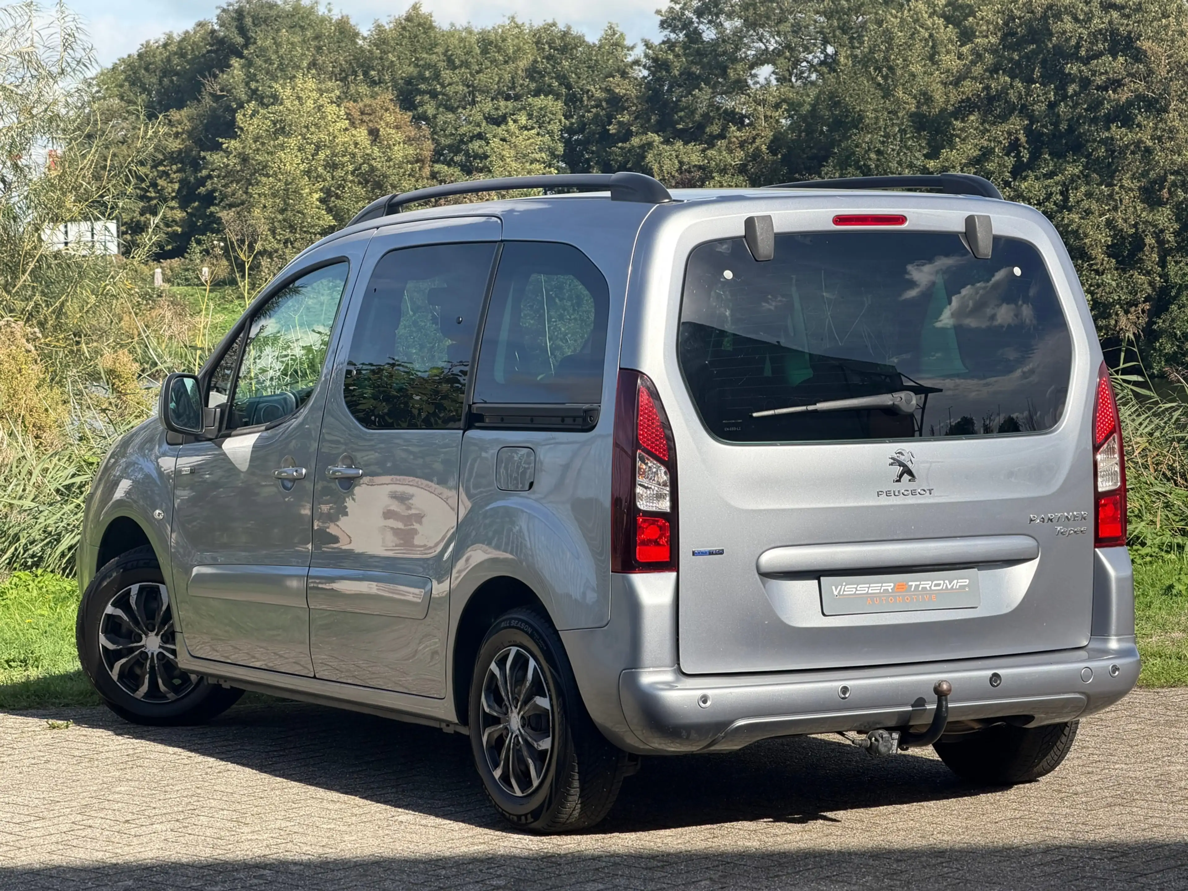 Peugeot Partner Tepee 1.2 PureTech Active- Gris Artense- Airco/Cru — photo 23