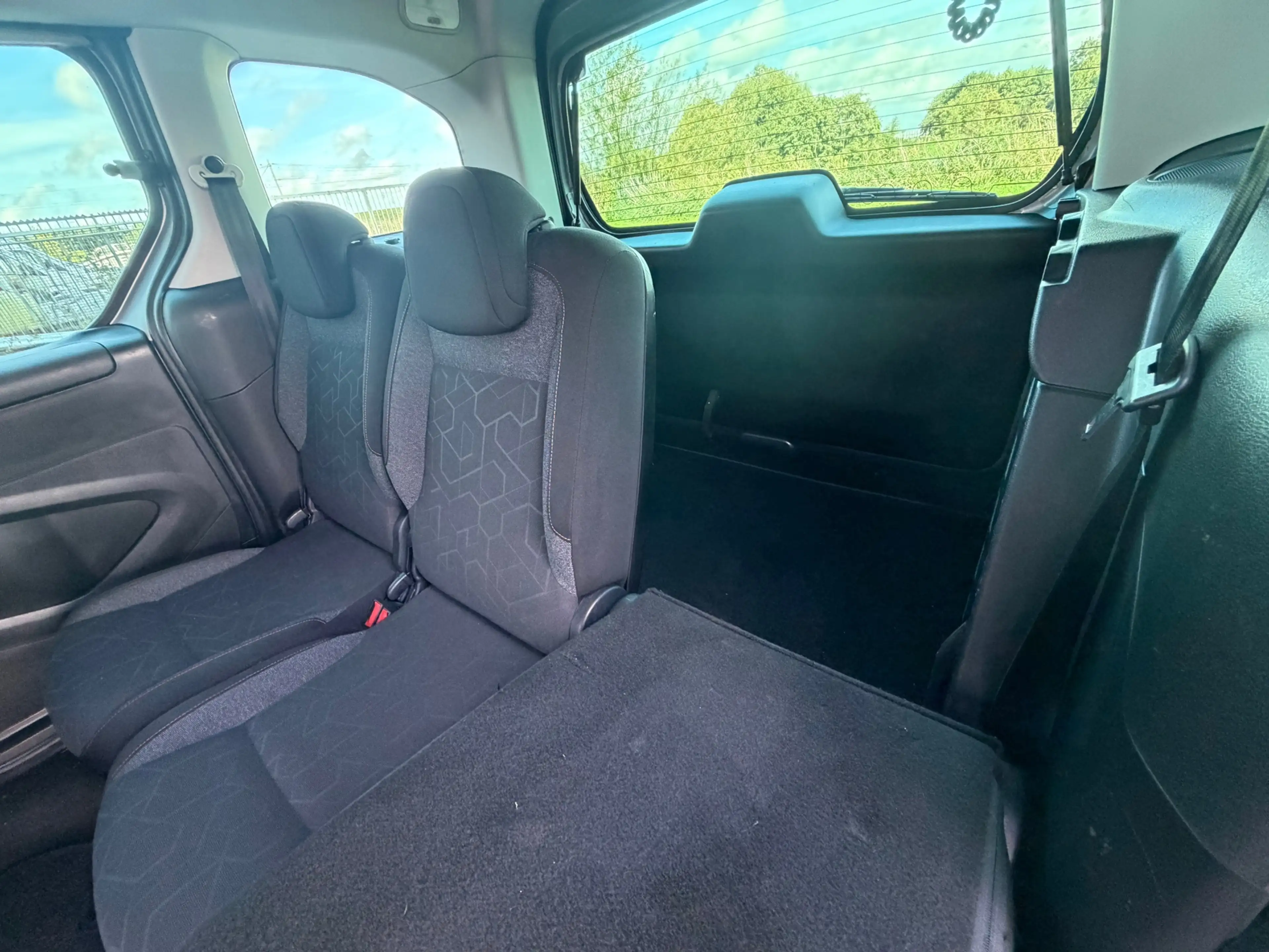 Peugeot Partner Tepee 1.2 PureTech Active- Gris Artense- Airco/Cru — photo 13