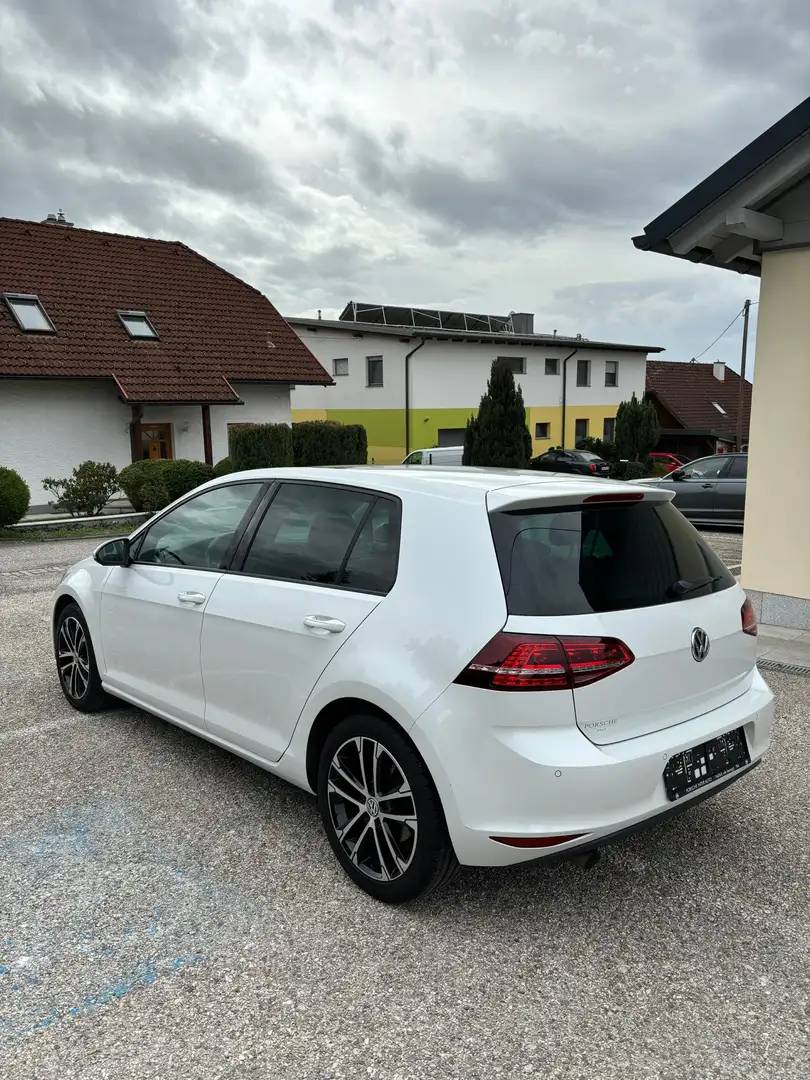 Volkswagen Golf Sky 1,6 BMT TDI DPF Weiß - 2