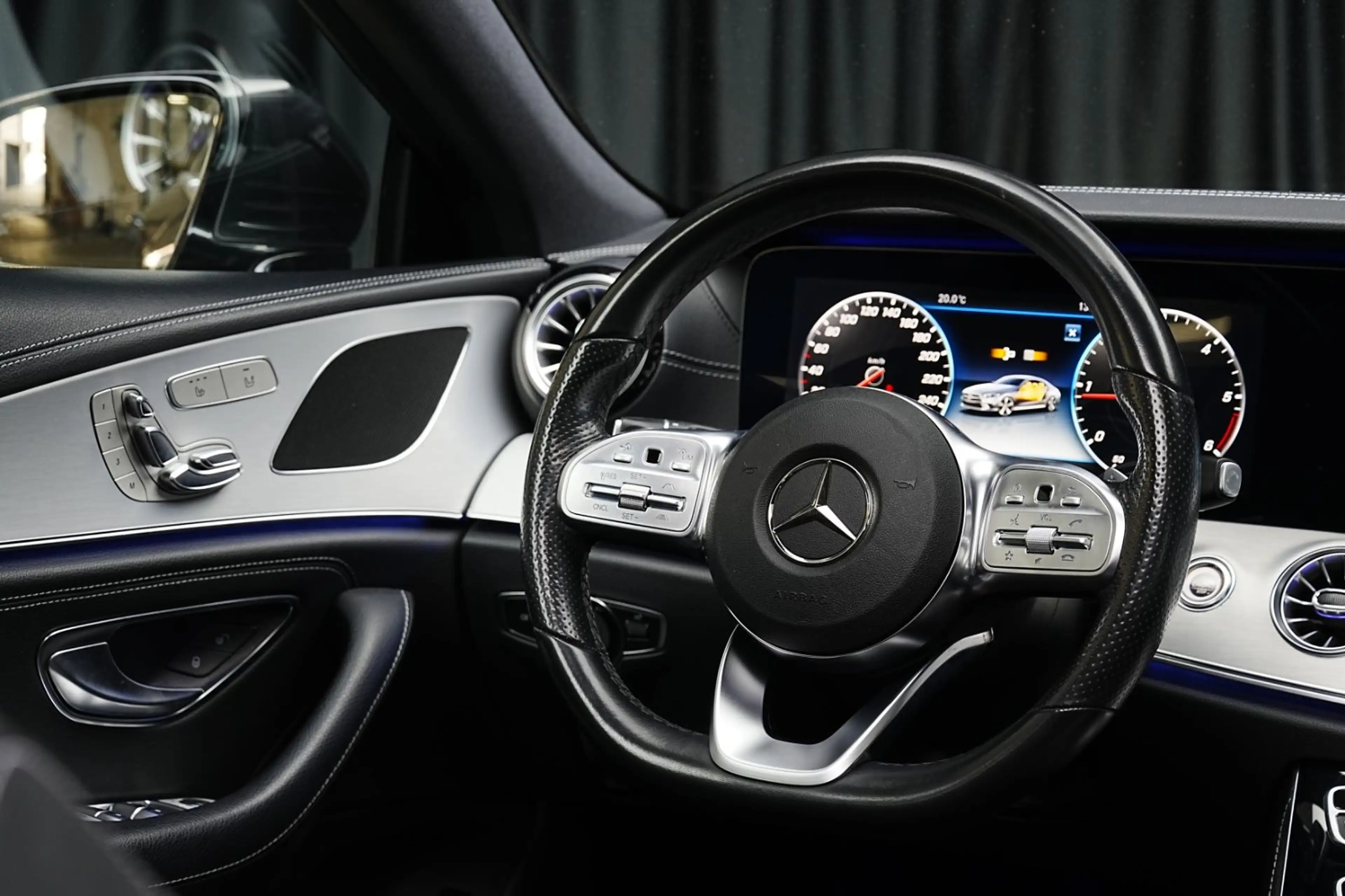 Mercedes-Benz CLS 350 350d 4Matic AMG*GSD*Widescreen*360°*Memory — photo 15