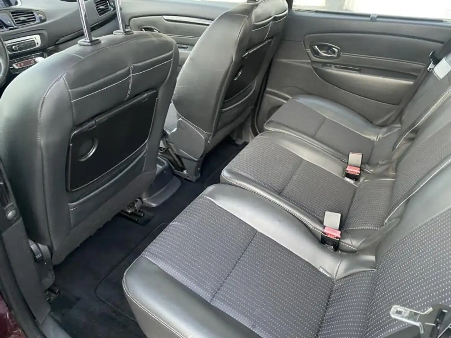 Renault Scenic 1.5 dCi 110ch Dynamique EDC Rouge - 2