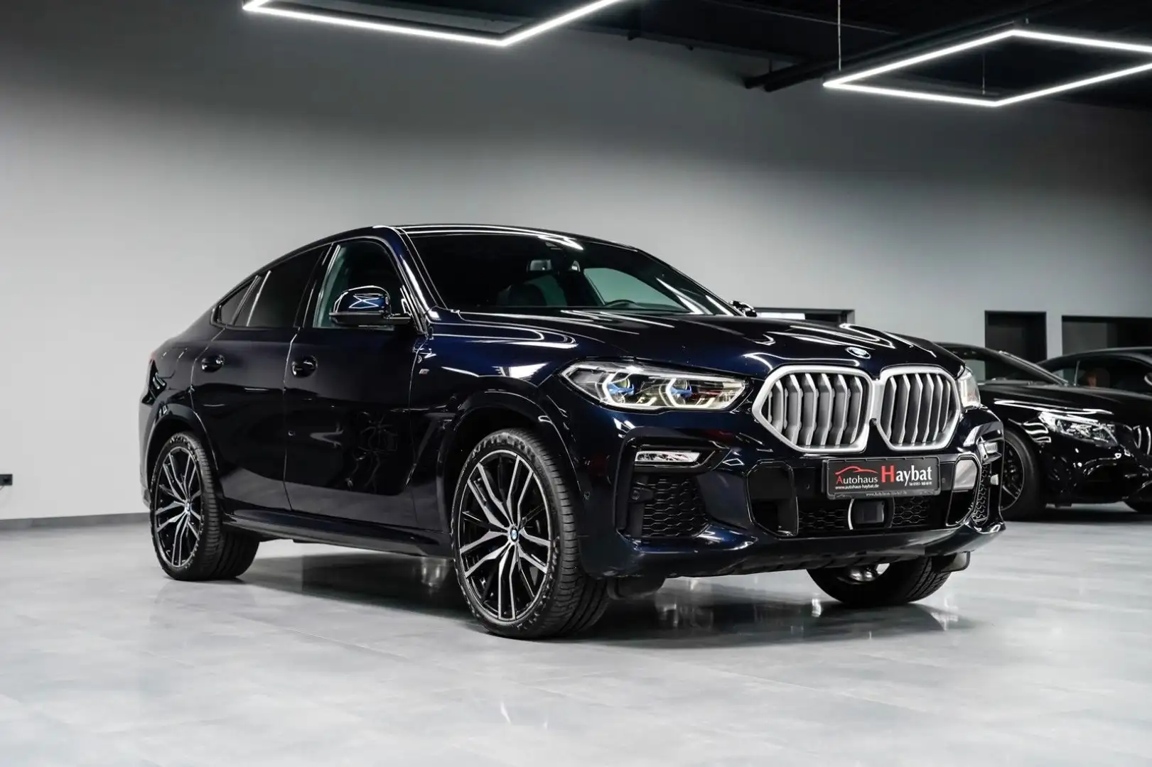 BMW X6 xD 30d M Sport Laser-360-Pano-B&W-ACC-AHK Schwarz - 1