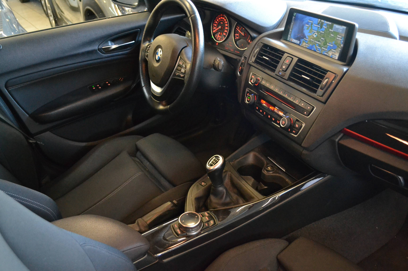 BMW 120 D xDrive SPORT LINE*Keyless&Go*Glasdach*XENON*NAVI — photo 22