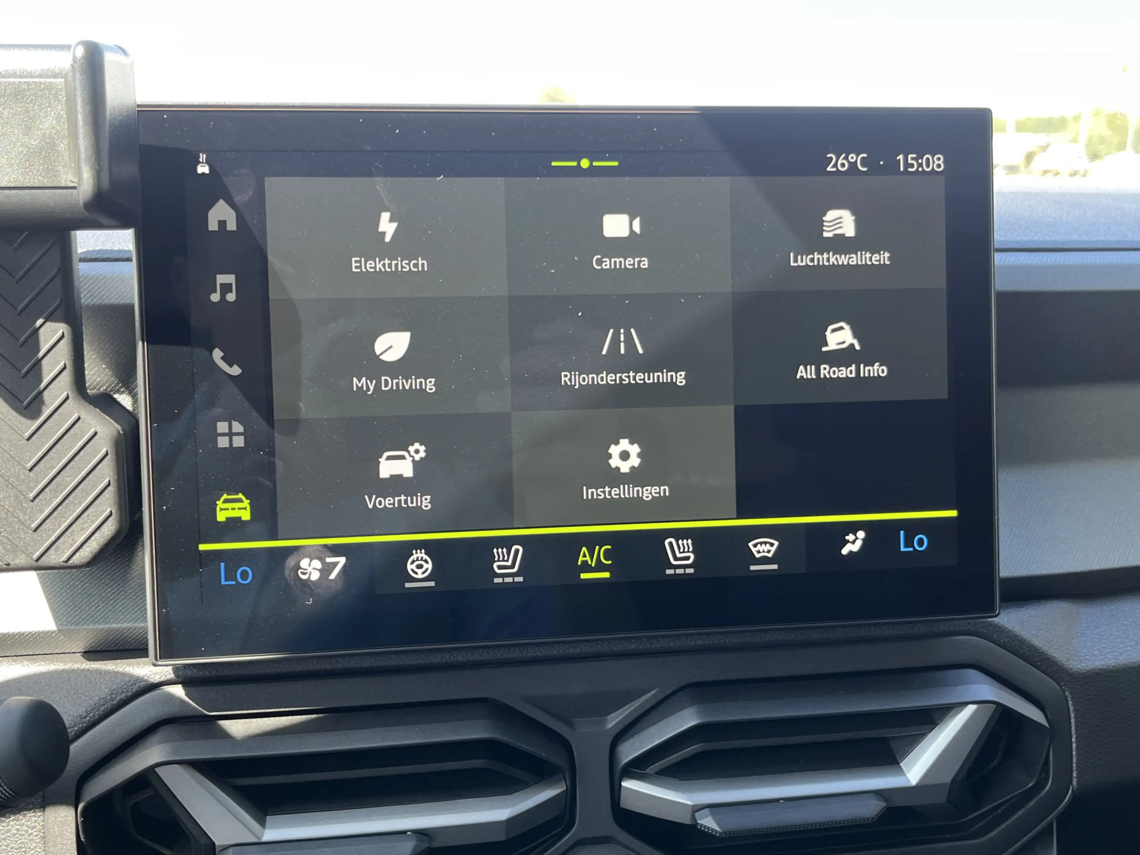 Dacia Bigster 1.8 Hybrid 156PK Journey / 360 Camera / Pack winte — photo 19