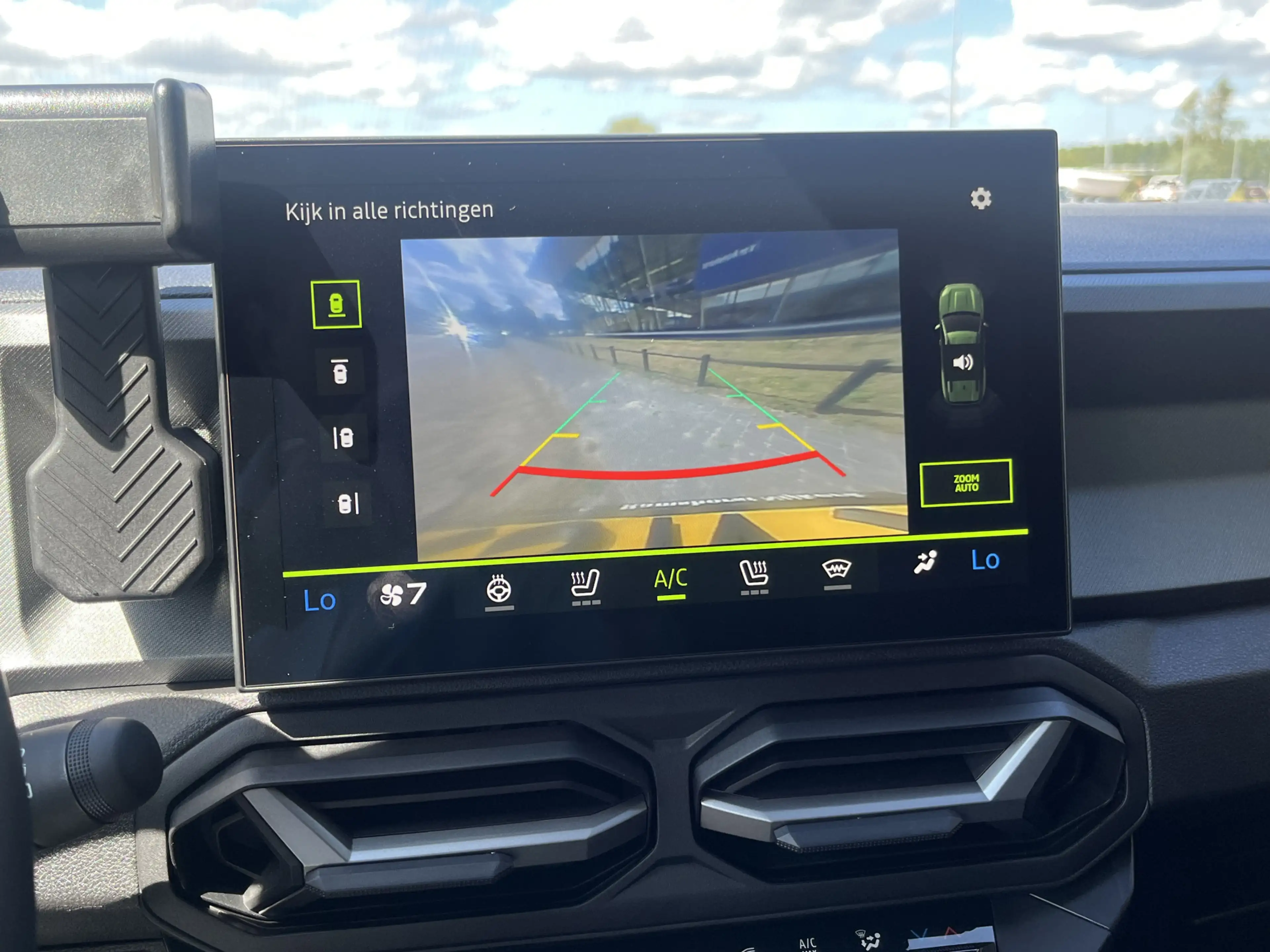 Dacia Bigster 1.8 Hybrid 156PK Journey / 360 Camera / Pack winte — photo 16