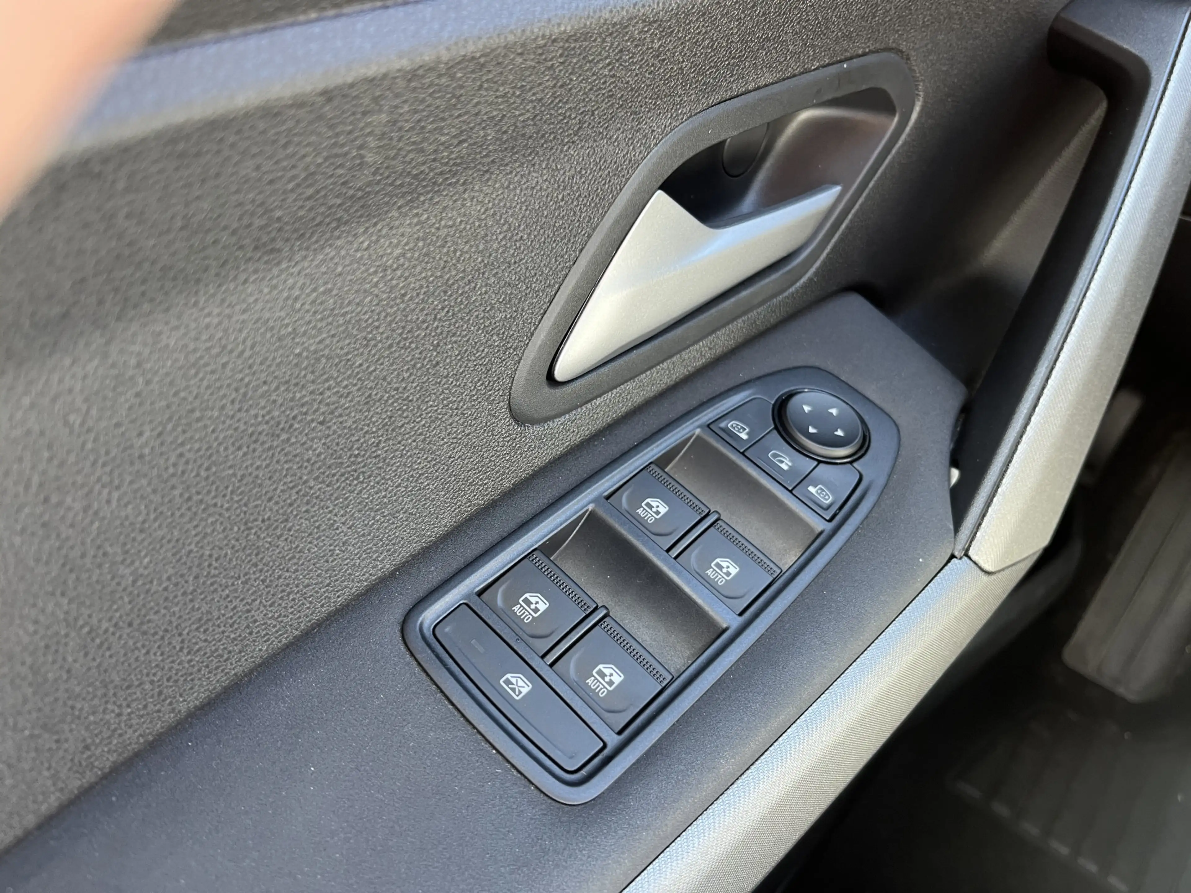 Dacia Bigster 1.8 Hybrid 156PK Journey / 360 Camera / Pack winte — photo 29