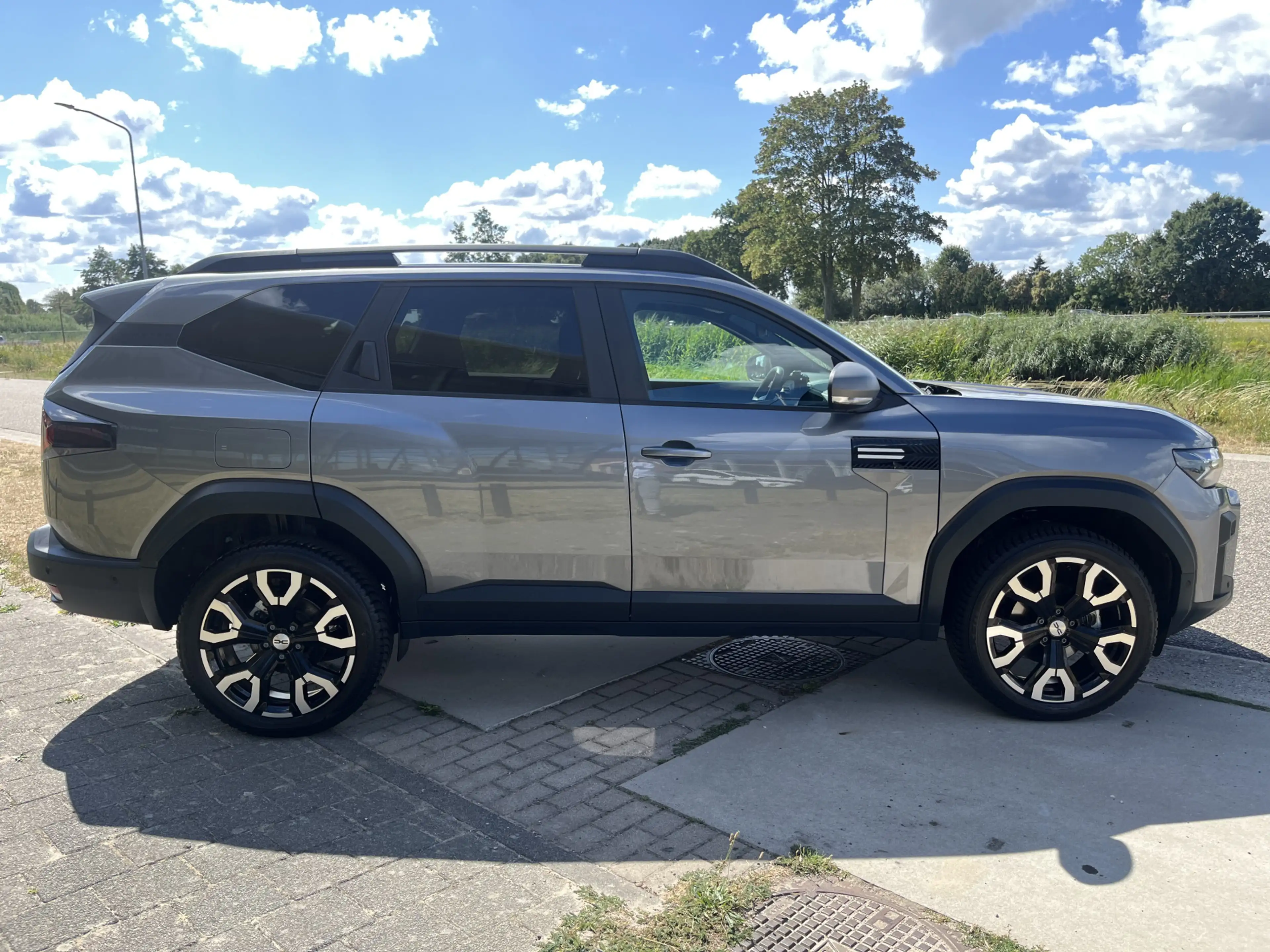 Dacia Bigster 1.8 Hybrid 156PK Journey / 360 Camera / Pack winte — photo 7