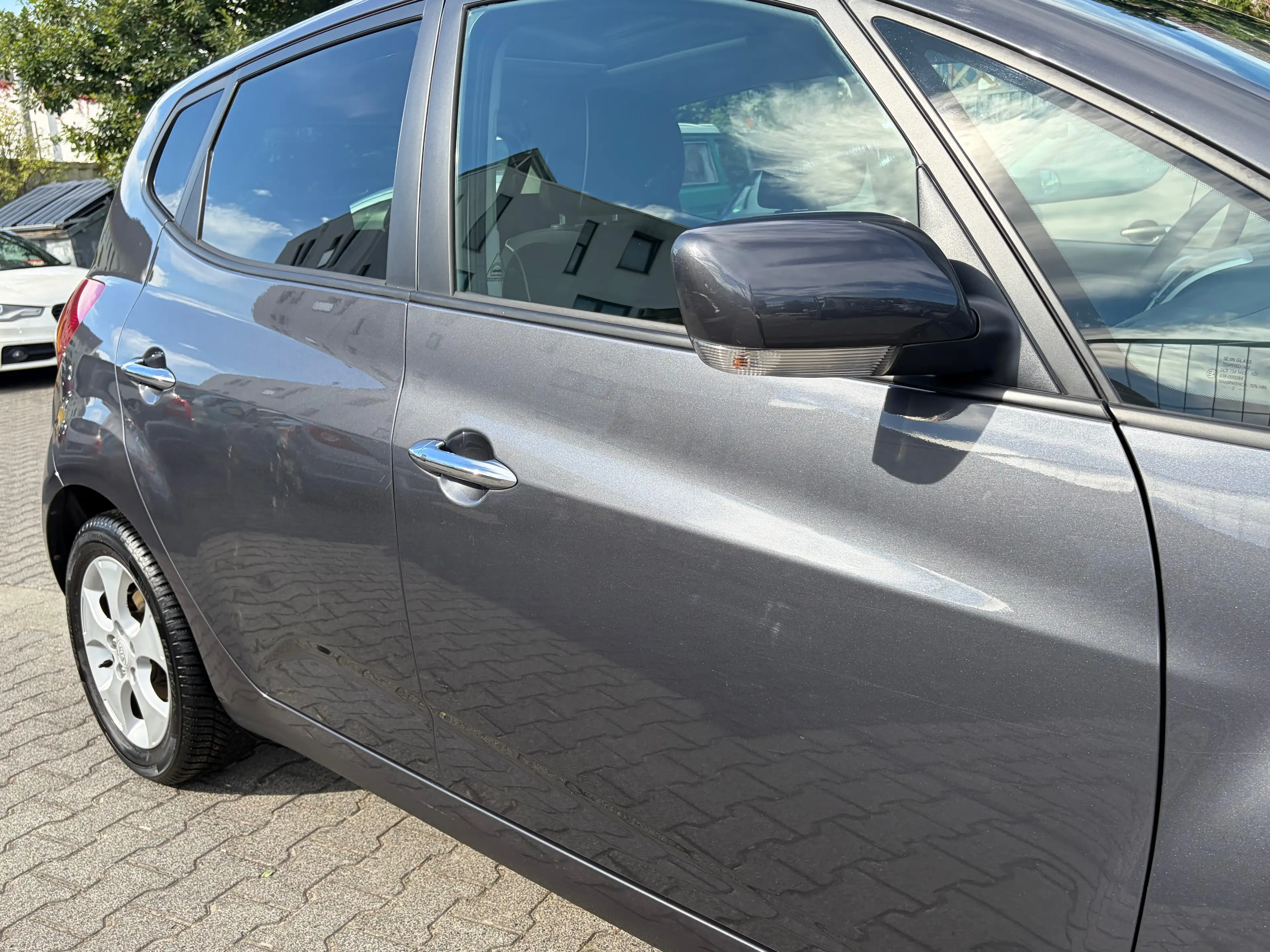 Kia Venga FIFA*Kamera*SHZ*Navi*Schiebe-Dach*Pano*BT*USB*AUX — photo 11