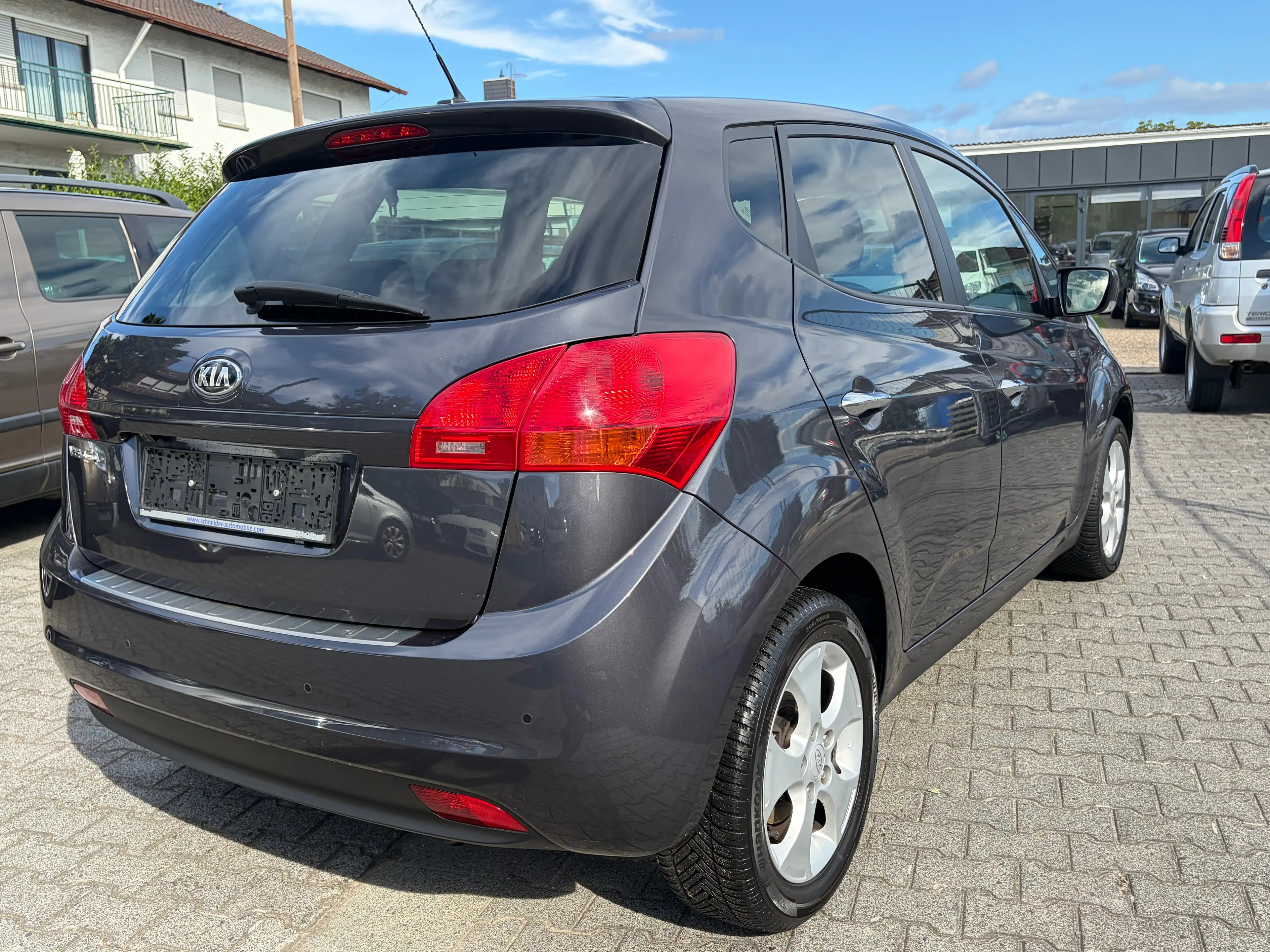 Kia Venga FIFA*Kamera*SHZ*Navi*Schiebe-Dach*Pano*BT*USB*AUX — photo 8