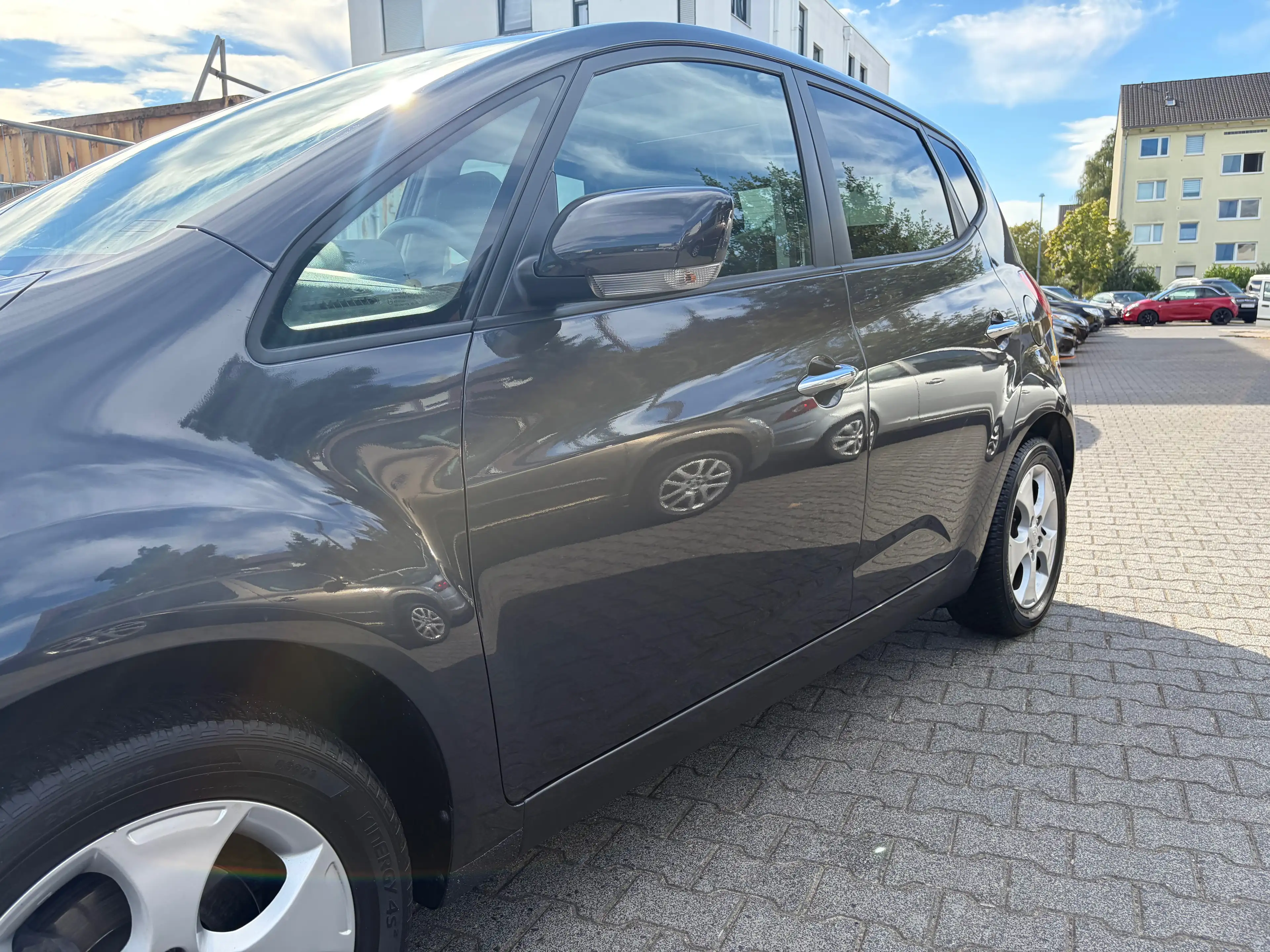 Kia Venga FIFA*Kamera*SHZ*Navi*Schiebe-Dach*Pano*BT*USB*AUX — photo 3