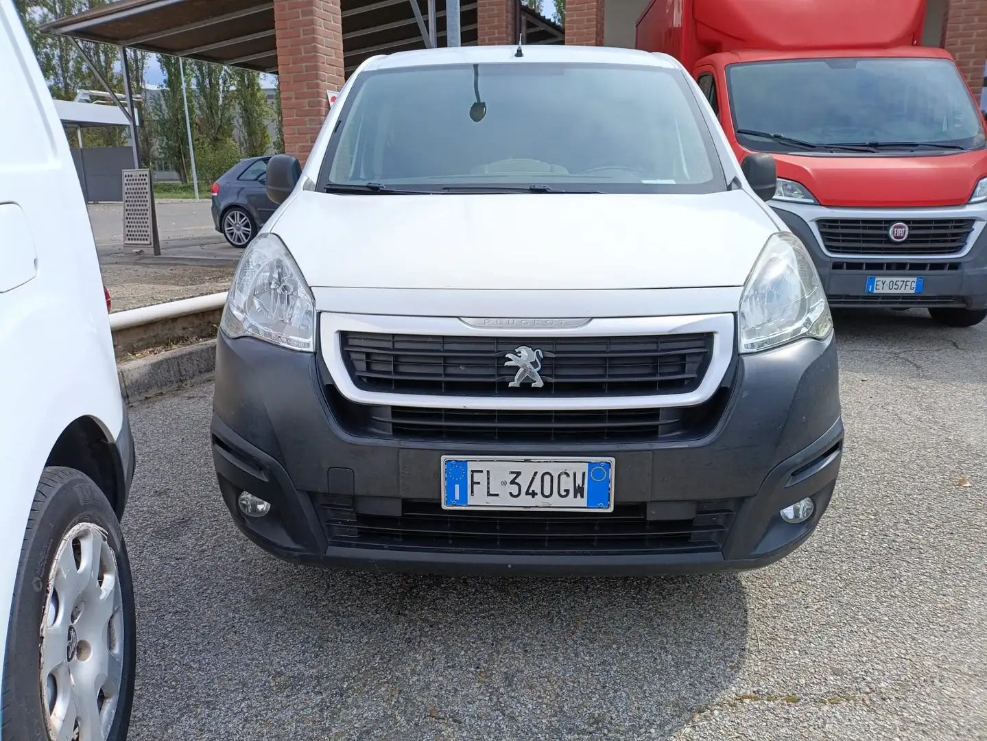 Peugeot PARTNER Wit - 1