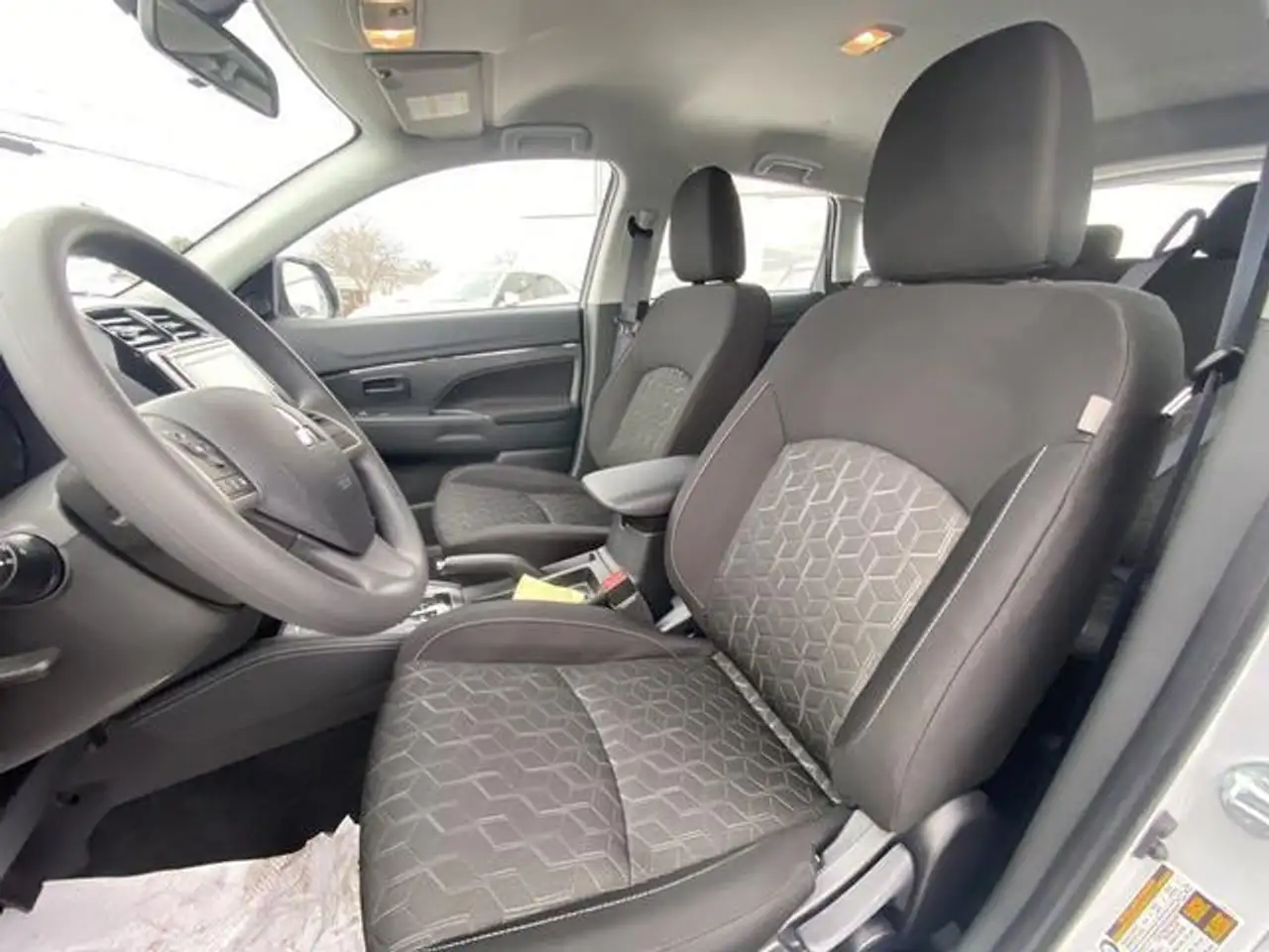 Mitsubishi RVR снимка Mitsubishi RVR