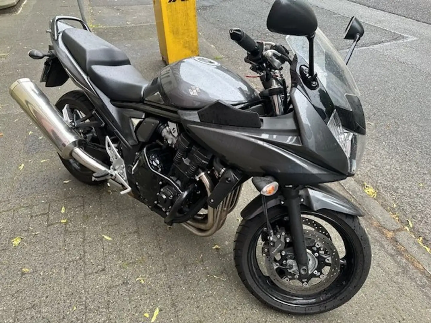 Suzuki Bandit 650 GSF  (TÜV NEU) Gris - 1
