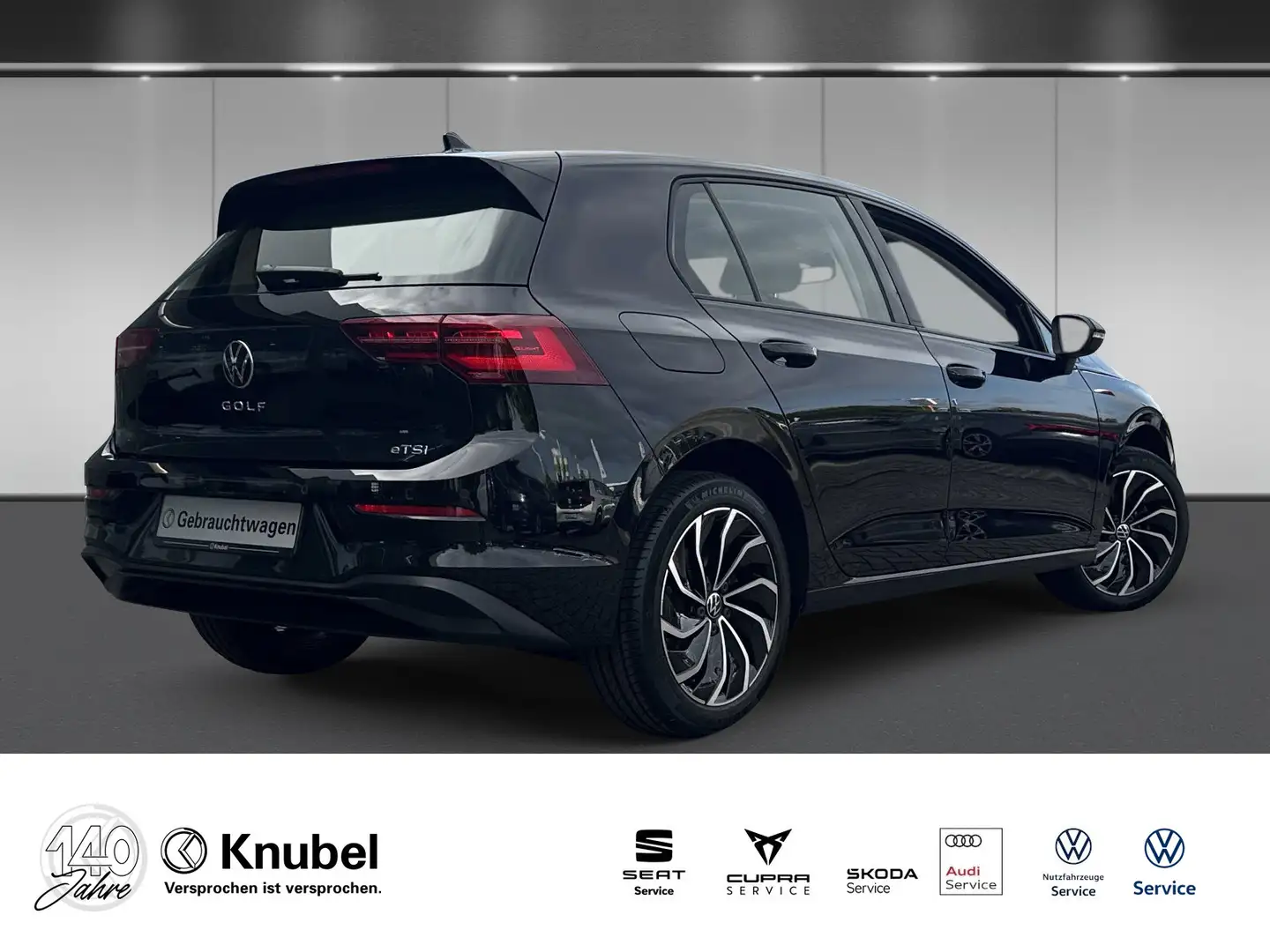 Volkswagen Golf VIII Life 1.5 eTSI DSG IQ.LIGHT/S-DACH/NAVI/ACC Zwart - 2